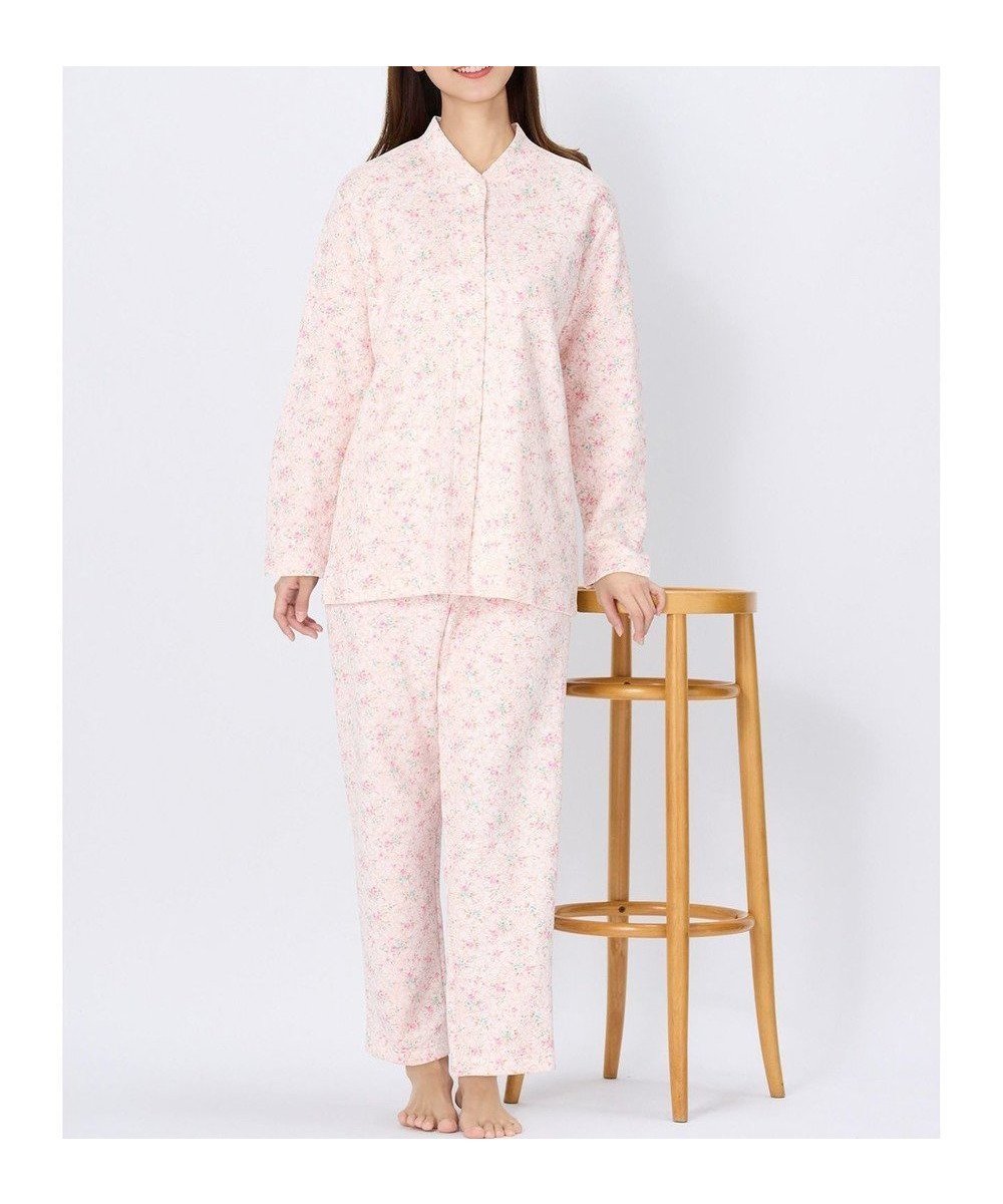 【ウィング/Wing】のパジャマ 綿100%(本体肌側) あったか 冬 長袖 長ズボン レディース EP6025 ウイング/ワコール インテリア・キッズ・メンズ・レディースファッション・服の通販 founy(ファニー) 　ファッション　Fashion　レディースファッション　Fashion for Women　トップス・カットソー　Cut & Sew Tops　スタンド　Stand Collar, Upright Stand　センター　Center, Center Line　長袖　Long Sleeve, Full Sleeve　パジャマ　Pajamas, Sleepwear　プリント　Print, Printed Pattern　ボトム　Bottoms, Lower Wear　冬　Winter / This Winter　エレガント 上品　Elegant　ピンク|ID: prp329100004743912 ipo3291000000035633042