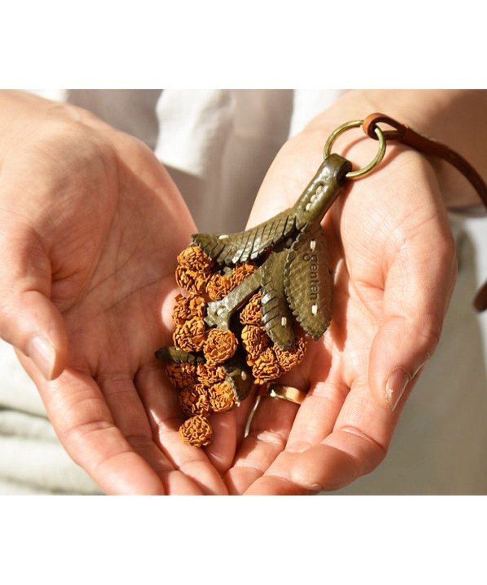 【ゲンテン/genten】のエヴァーチャーム ミモザ 人気、トレンドファッション・服の通販 founy(ファニー) ファッション Fashion レディースファッション Fashion for Women ミニ財布・二つ折り財布 Wallets & Card Cases イタリア Italy キーホルダー Keychain, Key Holder 財布 Wallet, Purse チャーム Charm, Pendant 定番 Standard, Basic Item other-1|ID: prp329100004744682 ipo3291000000034295906