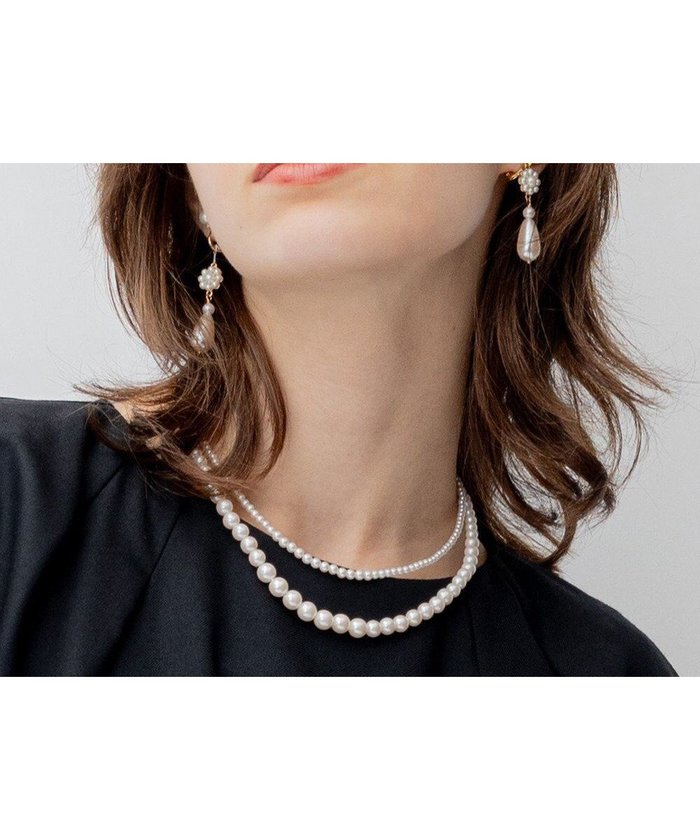 【23区/NIJYUSANKU】の【APPLAUDIR】フラワーモチーフパールイヤリング インテリア・キッズ・メンズ・レディースファッション・服の通販 founy(ファニー) https://founy.com/ ファッション Fashion レディースファッション Fashion for Women ジュエリー Jewelry ファッションリング Fashion Rings イヤリング・フープ・ドロップタイプ Hoop, Drop & Clip Earrings 2023年 2023 2023-2024秋冬・A/W Autumn/Winter 2023–24 AW23–24 おすすめ Recommended / Our Picks アクセサリー Fashion Accessories イヤリング Earrings ギフト プレゼント Gift / Present セレモニー Ceremony ドロップ Drop Shoulder, Dropped Style パーティ Party, Party Style パール Pearl, Pearl Accent A/W・秋冬 Autumn/Winter 結婚式 Wedding |ID: prp329100004745242 ipo3291000000034302396