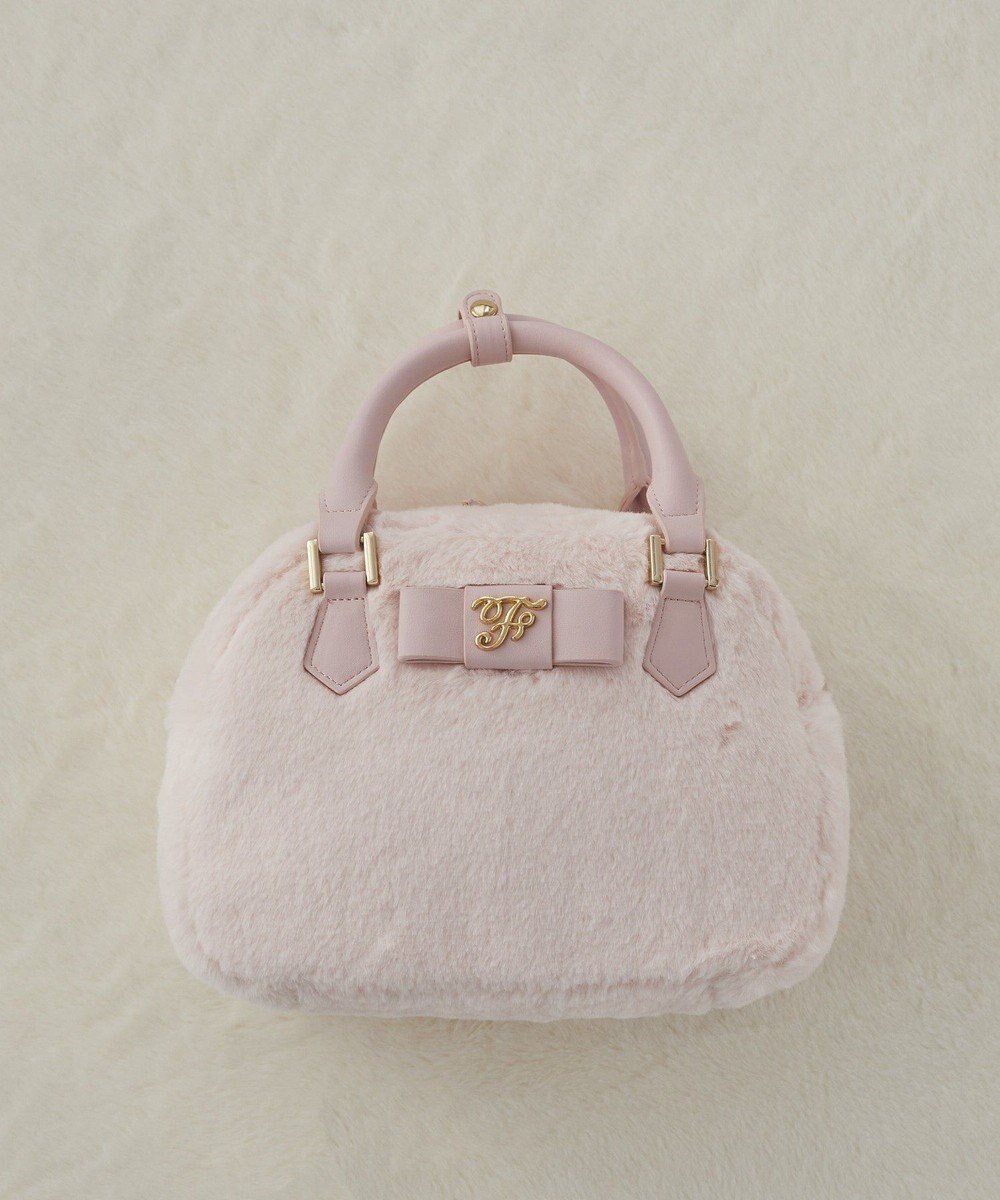 【メゾンドフルール/Maison de FLEUR】の【限定カラーあり】フェイクファーラウンドバッグ インテリア・キッズ・メンズ・レディースファッション・服の通販 founy(ファニー) 　ファッション　Fashion　レディースファッション　Fashion for Women　バッグ　Bags　チャーム　Charm, Pendant　フォルム　Silhouette, Form　フロント　Front, Front Design　ラウンド　Round, Round Neck　リボン　Ribbon, Bow　エレガント 上品　Elegant　Pink|ID: prp329100004745671 ipo3291000000034309081