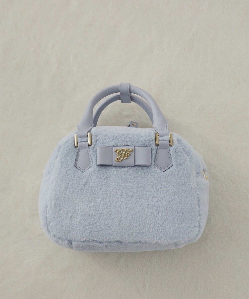 【メゾンドフルール/Maison de FLEUR】の【限定カラーあり】フェイクファーラウンドバッグ インテリア・キッズ・メンズ・レディースファッション・服の通販 founy(ファニー) 　ファッション　Fashion　レディースファッション　Fashion for Women　バッグ　Bags　チャーム　Charm, Pendant　フォルム　Silhouette, Form　フロント　Front, Front Design　ラウンド　Round, Round Neck　リボン　Ribbon, Bow　エレガント 上品　Elegant　Blue|ID: prp329100004745671 ipo3291000000034309082