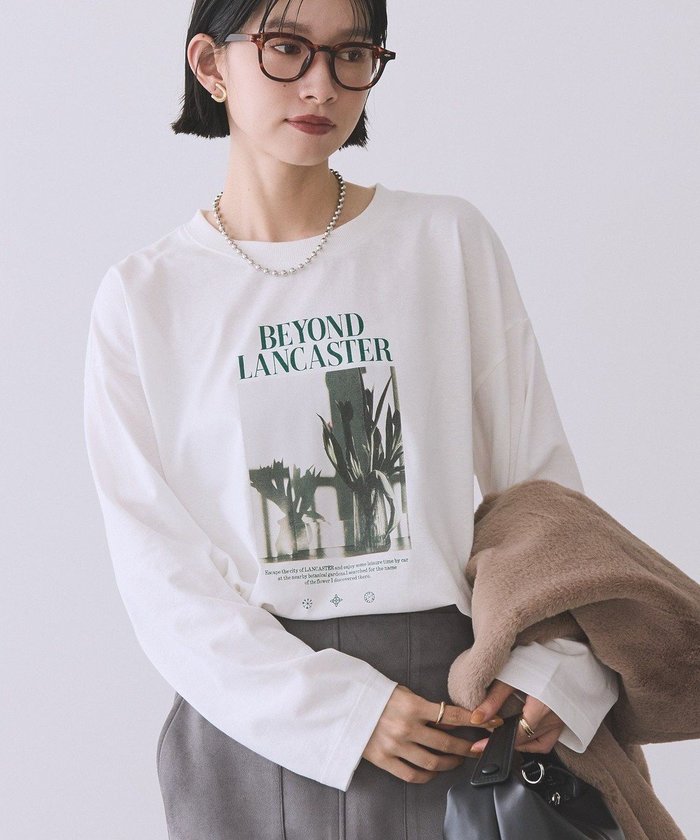 【アメリカンホリック/AMERICAN HOLIC】のBOTANICAL PHOTO ロングTシャツ/チュニック インテリア・キッズ・メンズ・レディースファッション・服の通販 founy(ファニー) https://founy.com/ ファッション Fashion レディースファッション Fashion for Women トップス・カットソー Cut & Sew Tops シャツ・ブラウス・オフィスカジュアル Elegant Blouses & Button-Ups ロングTシャツ・Tシャツ Longline T-Shirts & Tees カットソー・ベーシックTシャツ Cut-and-Sewn Tops / Stretch Tees & Basics アメリカン American Style インナー Innerwear カットソー Cut and Sewn Top スタイリッシュ Stylish, Fashionable スリーブ Sleeve, Long Sleeve / Short Sleeve チュニック Tunic, Long Top トレンド Trend, Trending Now フォルム Silhouette, Form プリント Print, Printed Pattern ポケット Pocket, Pocket Detail ロング Long, Long-Length A/W・秋冬 Autumn/Winter おすすめ Recommended / Our Picks |ID: prp329100004746292 ipo3291000000035695532