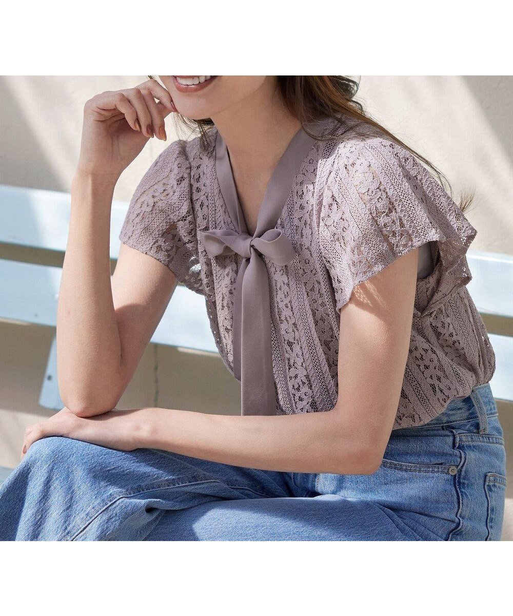 【ティアクラッセ/Tiaclasse】の【洗える】幅広く活躍が期待できるボウタイレースブラウス インテリア・キッズ・メンズ・レディースファッション・服の通販 founy(ファニー) 　ファッション　Fashion　レディースファッション　Fashion for Women　トップス・カットソー　Cut & Sew Tops　シャツ・ブラウス・オフィスカジュアル　Elegant Blouses & Button-Ups　アクセサリー　Fashion Accessories　ウォッシャブル　Machine Washable　エンブロイダリー　Embroidery Design　春　Spring　洗える　Machine Washable　ストレッチ　Stretch, Stretchy Fabric　チュニック　Tunic, Long Top　フェミニン　Feminine, Girly　半袖　Short Sleeve, Half Sleeve　羽織　Haori, Light Jacket　レース　Lace, Lace Fabric　S/S・春夏　SS, Spring/Summer, Warm Season　再入荷　Restock / Back in Stock　おすすめ　Recommended / Our Picks　夏　Summer　エレガント 上品　Elegant　新作・新入荷　New Arrivals / New In　二次会　After Party　グレージュ|ID: prp329100004746535 ipo3291000000036295651