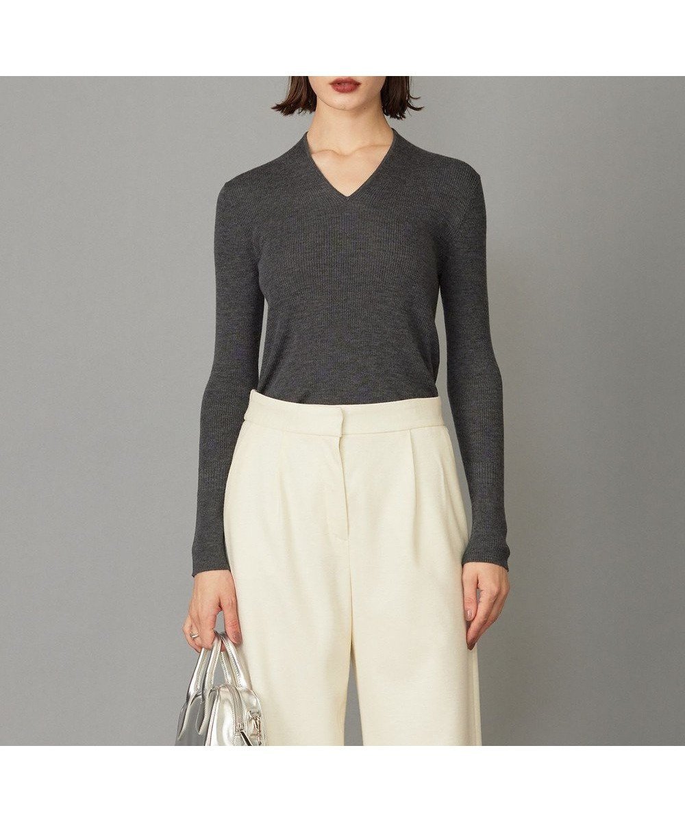 【アイシービー/iCB】の【洗える】エクストラファインメリノ Vネックプルオーバー インテリア・キッズ・メンズ・レディースファッション・服の通販 founy(ファニー) ファッション Fashion レディースファッション Fashion for Women トップス・カットソー Cut & Sew Tops ニット Knit Tops & Sweaters カジュアルプルオーバー・ニットトップス Pullovers & Knit Tops / Casual Pullovers Vネックトップス V-Neck Tops / V-Cut Neckline Shirts インナー Innerwear 洗える Machine Washable カーディガン Cardigan, Knitwear 今季 This Season, Current Season ジャケット Jacket, Outerwear セーター Sweater, Knitwear タートルネック Turtleneck, High Neck 定番 Standard, Basic Item 人気 Popular, Best Seller A/W・秋冬 Autumn/Winter 2023年 2023 2023-2024秋冬・A/W Autumn/Winter 2023–24 AW23–24 エレガント 上品 Elegant ミディアムグレー系|ID: prp329100004747207 ipo3291000000034322956