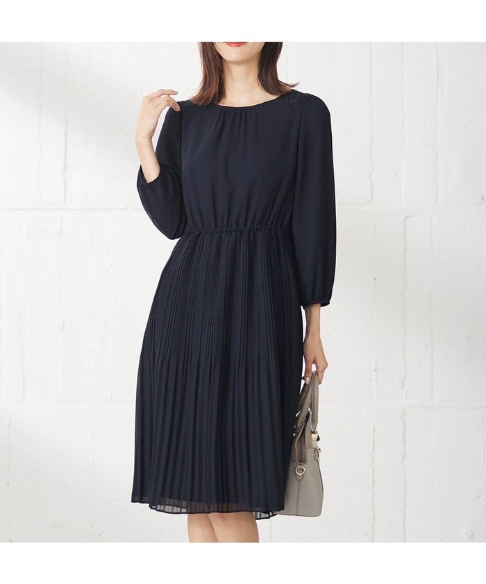 【エニィ スィス/any SiS】の【洗える】フェミニンプリーツ ワンピース インテリア・キッズ・メンズ・レディースファッション・服の通販 founy(ファニー) https://founy.com/ ファッション Fashion レディースファッション Fashion for Women ワンピース Dresses シフォン Chiffon, Lightweight Fabric シンプル Simple, Minimal ジャケット Jacket, Outerwear ツイード Twill, Twill Weave フェミニン Feminine, Girly プリーツ Pleats, Pleated レース Lace, Lace Fabric エレガント 上品 Elegant 楽ちん Easy Fit, Comfortable 洗える Machine Washable A/W・秋冬 Autumn/Winter ビジネス 仕事 通勤 Business / Work / Commuting |ID: prp329100004747212 ipo3291000000034323150