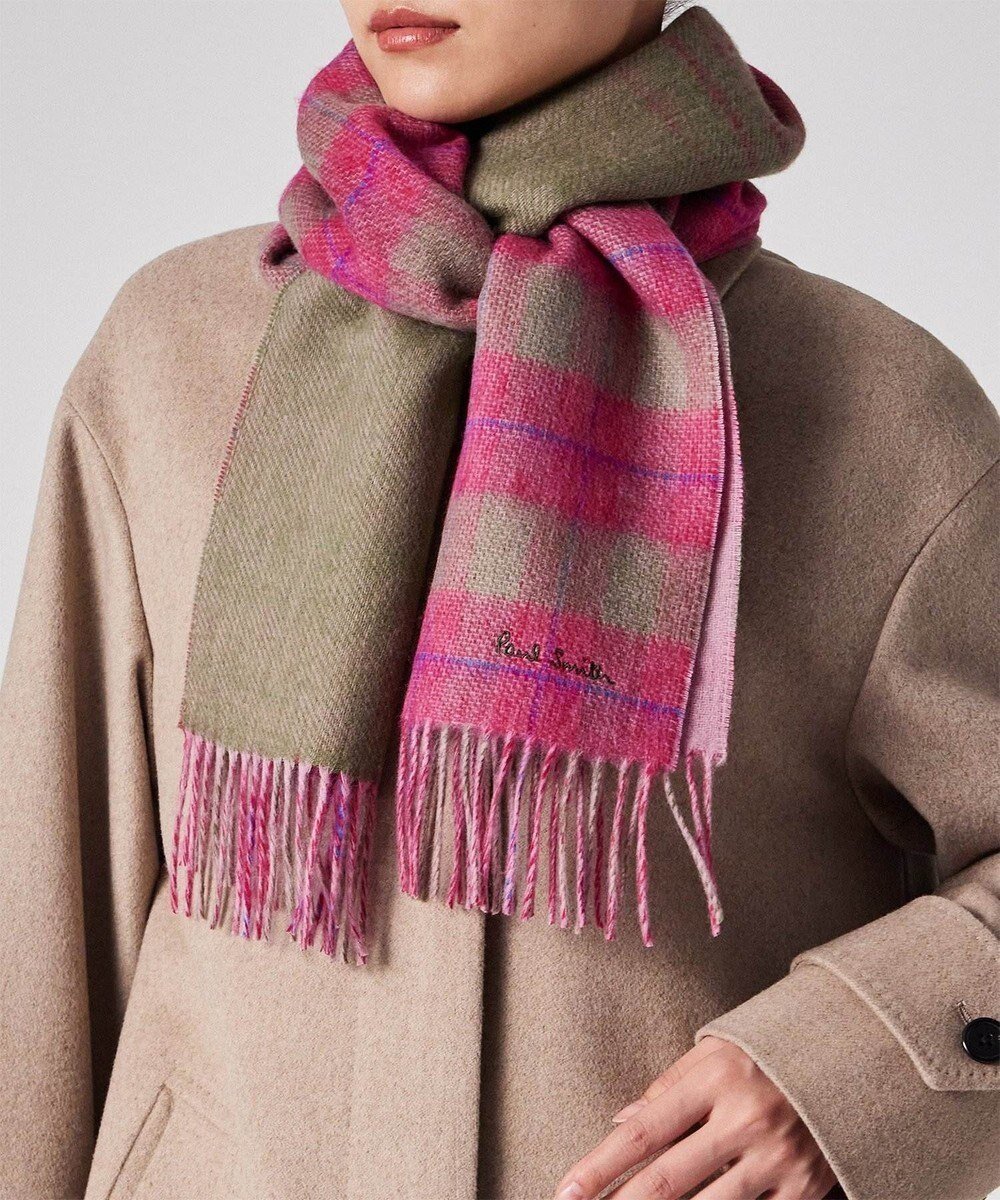 【ポール スミス/Paul Smith】のオンブレ リバーシブル チェック マフラー インテリア・キッズ・メンズ・レディースファッション・服の通販 founy(ファニー) ファッション Fashion レディースファッション Fashion for Women マフラー・スヌード / 冬小物の定番 Scarves & Mufflers クラシック Classic, Timeless Style スヌード Snood, Infinity Scarf チェック Check, Plaid, Tartan フリンジ Fringe, Tassel マフラー Scarf, Muffler リバーシブル Reversible, Two-Sided 夏 Summer S/S・春夏 SS, Spring/Summer, Warm Season 無地 Plain, Solid Color A/W・秋冬 Autumn/Winter ピンク|ID: prp329100004747264 ipo3291000000034465006
