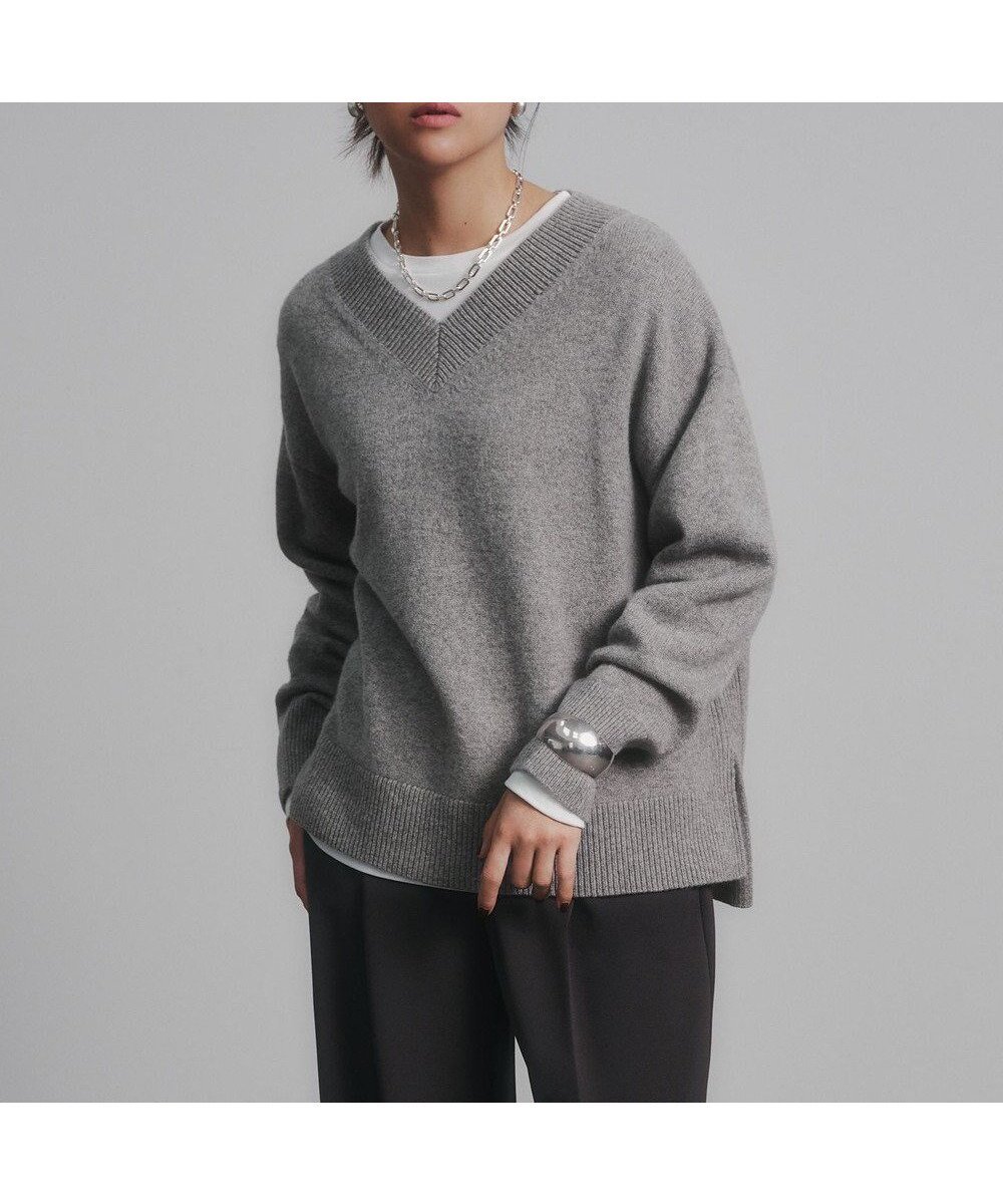 【アンフィーロ 自由区/UNFILO】の【野呂佳代さん着用】カシミヤブレンド Vネックニット 人気、トレンドファッション・服の通販 founy(ファニー) 　ファッション　Fashion　レディースファッション　Fashion for Women　トップス・カットソー　Cut & Sew Tops　ニット　Knit Tops & Sweaters　Vネックトップス　V-Neck Tops / V-Cut Neckline Shirts　ウォッシャブル　Machine Washable　シンプル　Simple, Minimal　セーター　Sweater, Knitwear　リラックス　Relax, Relaxed Fit　A/W・秋冬　Autumn/Winter　 other-1|ID: prp329100004747290 ipo3291000000035066496