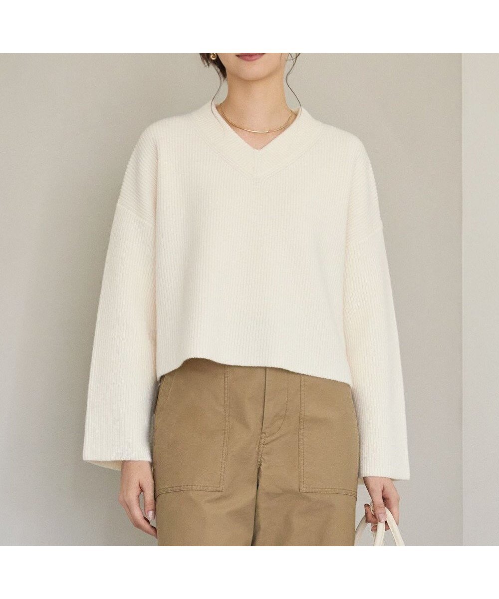 【23区/NIJYUSANKU】の【SLOW/一部店舗限定】ソフトウール Vネック ニット インテリア・キッズ・メンズ・レディースファッション・服の通販 founy(ファニー)  ファッション Fashion レディースファッション Fashion for Women トップス・カットソー Cut & Sew Tops ニット Knit Tops & Sweaters Vネックトップス V-Neck Tops / V-Cut Neckline Shirts イタリア Italy ショルダー Shoulder, Shoulder Strap ショート Short, Short Length ストール Stole, Wrap セーター Sweater, Knitwear トレンド Trend, Trending Now ドロップ Drop Shoulder, Dropped Style なめらか Smooth, Silky Texture ボーダー Border, Stripe ミックス Mix, Mixed Style リラックス Relax, Relaxed Fit ワイド Wide, Wide Fit A/W・秋冬 Autumn/Winter 新作・新入荷 New Arrivals / New In エレガント 上品 Elegant 2025年 2025 2025-2026秋冬・A/W Autumn/Winter 2025–26 AW25–26 ホワイト系|ID: prp329100004748692 ipo3291000000034338411