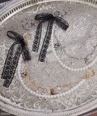 【アースミュージックアンドエコロジー/earth music&ecology】のナイトメア/レースリボン付きチャーム 人気、トレンドファッション・服の通販 founy(ファニー) ファッション Fashion レディースファッション Fashion for Women おすすめ Recommended / Our Picks アクセサリー Fashion Accessories キャラクター Character, Licensed Characters ギフト プレゼント Gift / Present チャーム Charm, Pendant パール Pearl, Pearl Accent フェミニン Feminine, Girly ポーチ Pouch, Small Case リボン Ribbon, Bow レース Lace, Lace Fabric thumbnail Gold|ID: prp329100004748741 ipo3291000000034338620