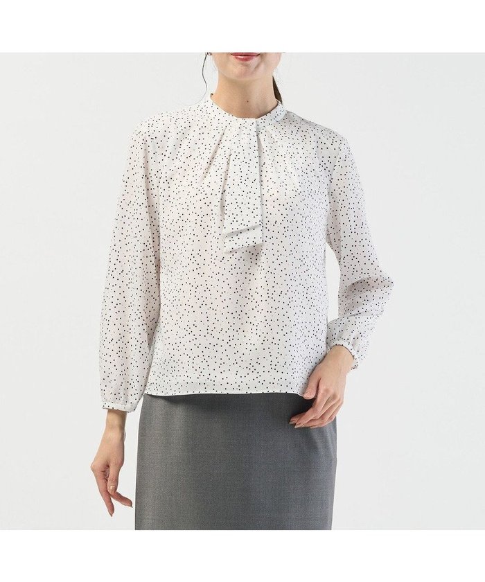 【ジェイ プレス/J.PRESS】の【洗える】幾何プリント カットソー インテリア・キッズ・メンズ・レディースファッション・服の通販 founy(ファニー) https://founy.com/ ファッション Fashion レディースファッション Fashion for Women トップス・カットソー Cut & Sew Tops シャツ・ブラウス・オフィスカジュアル Elegant Blouses & Button-Ups ロングTシャツ・Tシャツ Longline T-Shirts & Tees カットソー・ベーシックTシャツ Cut-and-Sewn Tops / Stretch Tees & Basics インナー Innerwear 洗える Machine Washable カットソー Cut and Sewn Top シルバー Silver, Metallic Silver ジャケット Jacket, Outerwear センター Center, Center Line ドット Polka Dot, Dot Pattern フロント Front, Front Design プリント Print, Printed Pattern メタル Metal, Metal Parts A/W・秋冬 Autumn/Winter S/S・春夏 SS, Spring/Summer, Warm Season 夏 Summer ビジネス 仕事 通勤 Business / Work / Commuting |ID: prp329100004748764 ipo3291000000034338709