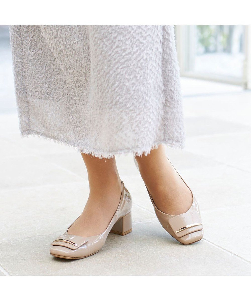 【モード エ ジャコモ/MODE ET JACOMO】のMODE ET JACOMO 【レイン対応】バックルモチーフスクエアトゥパンプス インテリア・キッズ・メンズ・レディースファッション・服の通販 founy(ファニー) ファッション Fashion レディースファッション Fashion for Women バッグ Bags クール Cool, Chic シューズ Shoes, Footwear デニム Denim, Jeans Material モチーフ Motif, Design Theme レイン Rain, Rainproof 日本製 Made In Japan エレガント 上品 Elegant ベージュエナメル|ID: prp329100004750276 ipo3291000000034348099