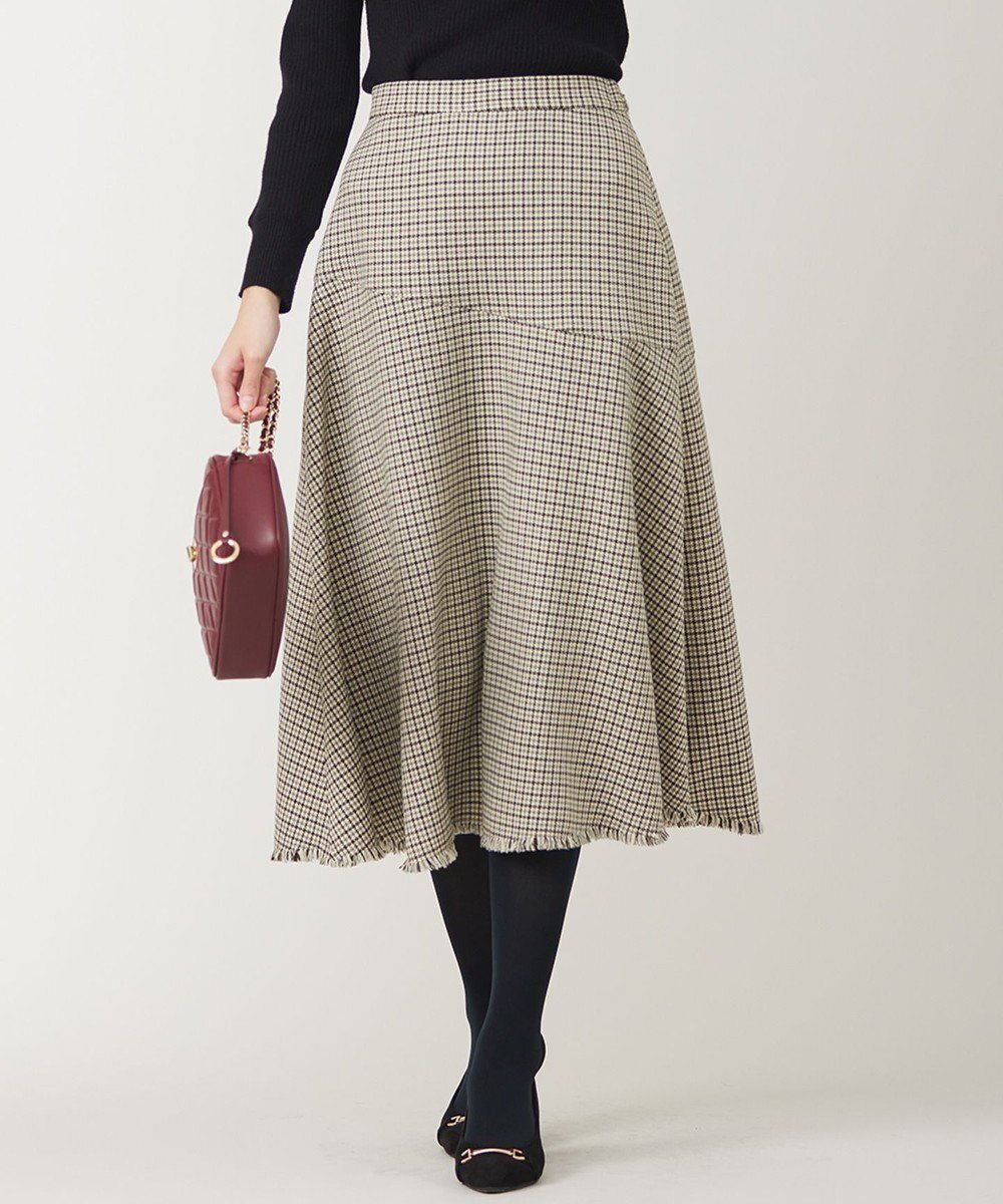 【エニィ スィス/any SiS】の【大人百花・美人百花掲載】ガンクラブフリンジ スカート インテリア・キッズ・メンズ・レディースファッション・服の通販 founy(ファニー) 雑誌掲載アイテム Magazine Picks & Fashion Features ファッション雑誌 Fashion Magazines ビジンヒャッカ 美人百花 ファッション Fashion レディースファッション Fashion for Women スカート Skirts クラシカル Classical, Vintage-Inspired チェック Check, Plaid, Tartan フィット Fit, Slim Fit フリンジ Fringe, Tassel フレア Flare, Flared エレガント 上品 Elegant A/W・秋冬 Autumn/Winter 雑誌 Magazine, Fashion Magazine モノトーン系|ID: prp329100004750285 ipo3291000000035383795
