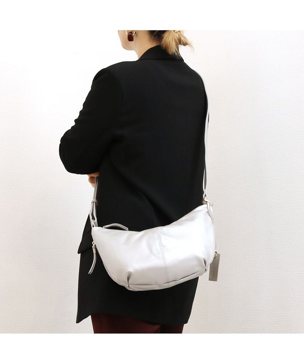 【アンビリオン/UNBILLION】のアトランタ ATLANTA / やぎ革軽量ハーフムーンショルダー インテリア・キッズ・メンズ・レディースファッション・服の通販 founy(ファニー) ファッション Fashion レディースファッション Fashion for Women ショルダー Shoulder, Shoulder Strap シンプル Simple, Minimal ハーフ Half, Half-Length フォルム Silhouette, Form 財布 Wallet, Purse 軽量 Lightweight, Ultra Light シルバーグレー|ID: prp329100004750293 ipo3291000000034388630