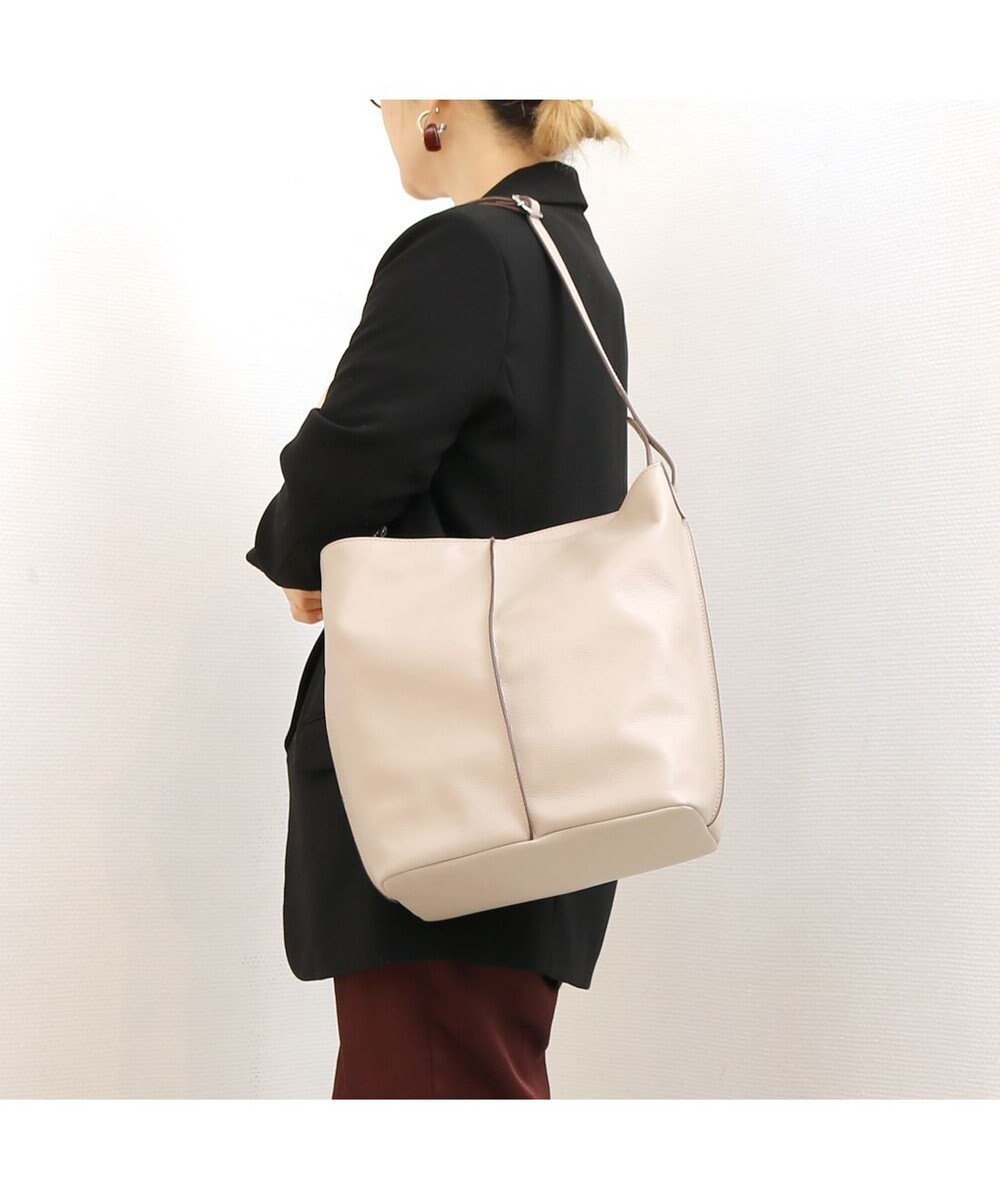 【アンビリオン/UNBILLION】のアトランタ ATLANTA / やぎ革軽量ショルダーL 人気、トレンドファッション・服の通販 founy(ファニー) ファッション Fashion レディースファッション Fashion for Women ショルダー Shoulder, Shoulder Strap シンプル Simple, Minimal 財布 Wallet, Purse 軽量 Lightweight, Ultra Light other-1|ID: prp329100004750311 ipo3291000000034348390