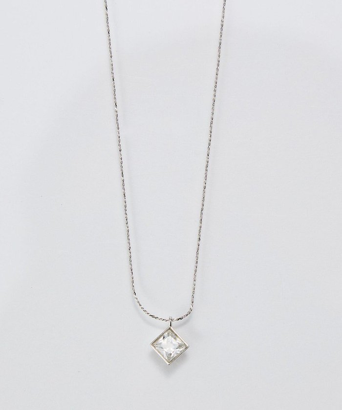 【フィービィー/phoebe】の【金属アレルギー対応】グリマースクエアビジューネックレス/ニッケルフリー シルバー インテリア・キッズ・メンズ・レディースファッション・服の通販 founy(ファニー) https://founy.com/ ファッション Fashion レディースファッション Fashion for Women ジュエリー Jewelry ネックレス Necklaces & Pendants アクセサリー Fashion Accessories シルバー Silver, Metallic Silver スクエア Square, Square Shape ネックレス Necklace, Pendant Necklace ビジュー Bijou, Jewel-like Accent フォルム Silhouette, Form モチーフ Motif, Design Theme エレガント 上品 Elegant |ID: prp329100004750346 ipo3291000000034348597