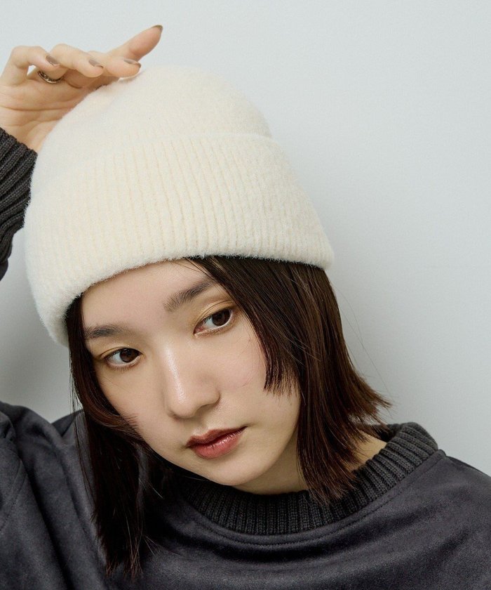 【グリーンパークス/Green Parks】のラメニット帽 インテリア・キッズ・メンズ・レディースファッション・服の通販 founy(ファニー) https://founy.com/ ファッション Fashion レディースファッション Fashion for Women トップス・カットソー Cut & Sew Tops ニット Knit Tops & Sweaters キャップ&ハット Hats & Caps おすすめ Recommended / Our Picks キャップ Cap, Baseball Cap ギフト プレゼント Gift / Present コンパクト Compact, Small Size ベーシック Basic, Essential 帽子 Hat, Headwear |ID: prp329100004752106 ipo3291000000034366644