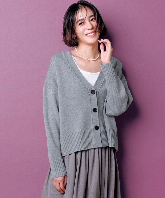 【アンフィーロ 自由区/UNFILO】の【洗える】クロップド Vネック カーディガン インテリア・キッズ・メンズ・レディースファッション・服の通販 founy(ファニー) https://founy.com/ ファッション Fashion レディースファッション Fashion for Women トップス・カットソー Cut & Sew Tops カーディガン・羽織り Layered Style Cardigans Vネックトップス V-Neck Tops / V-Cut Neckline Shirts アクリル Acrylic Material インナー Innerwear ウォッシャブル Machine Washable カーディガン Cardigan, Knitwear クロップド Cropped, Short Length バランス Balance, Style Balance ミドル Middle Length, Mid Height ワイド Wide, Wide Fit 洗える Machine Washable A/W・秋冬 Autumn/Winter |ID: prp329100004752994 ipo3291000000034377511