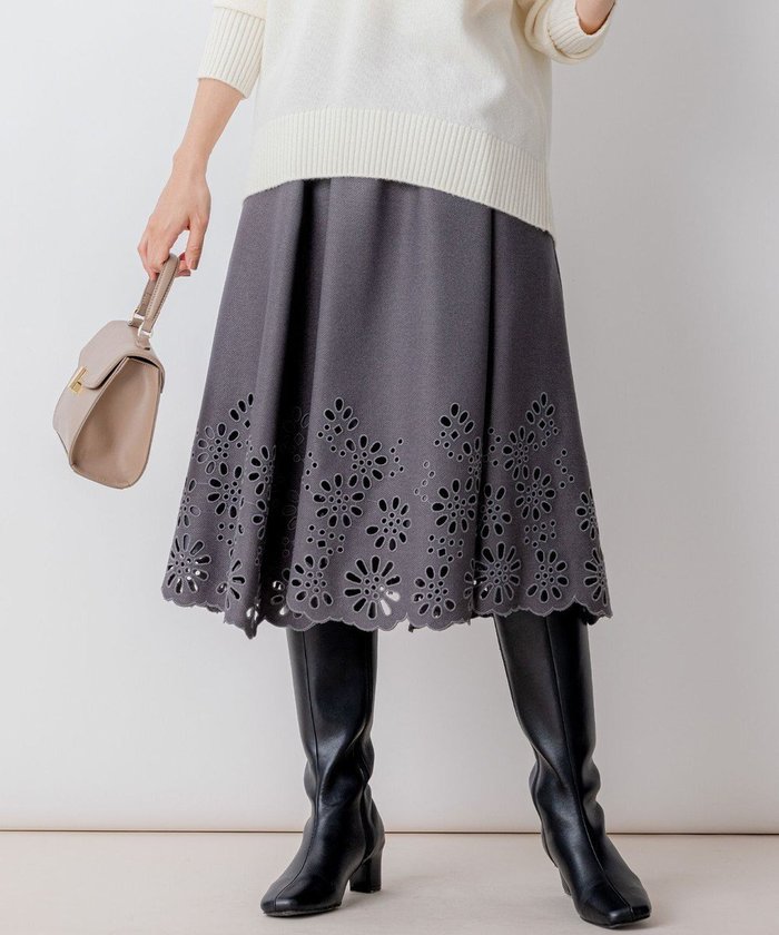 【組曲/KUMIKYOKU】のウォームレース スカート インテリア・キッズ・メンズ・レディースファッション・服の通販 founy(ファニー) https://founy.com/ ファッション Fashion レディースファッション Fashion for Women スカート Skirts アイレット Eyelet Lace ウォーム Warm Fabric ギャザー Gathered, Ruffled クラシカル Classical, Vintage-Inspired フレア Flare, Flared フレンチ French, French Style ミックス Mix, Mixed Style レース Lace, Lace Fabric A/W・秋冬 Autumn/Winter |ID: prp329100004752999 ipo3291000000034377595