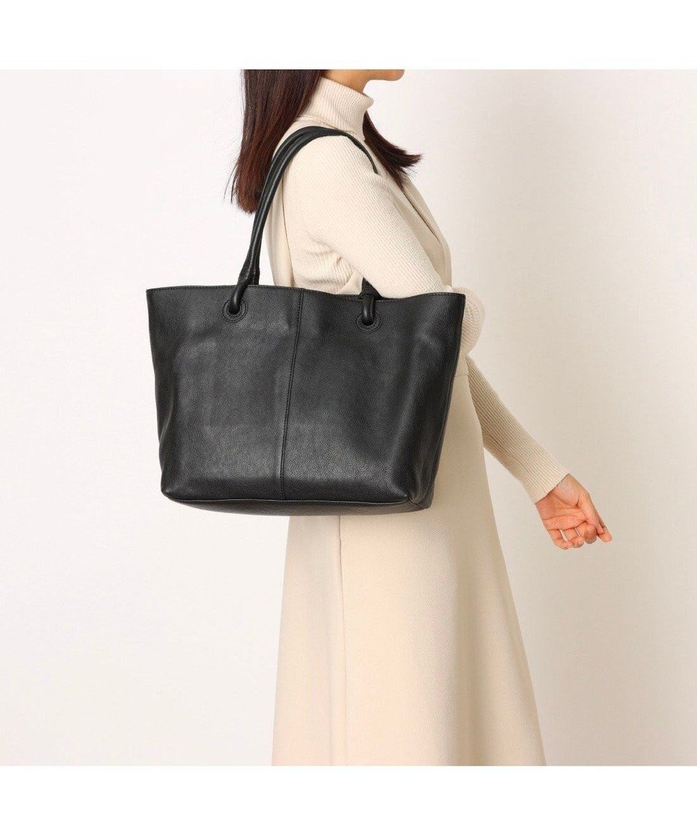 【アンビリオン/UNBILLION】のアトランタ ATLANTA / 牛革ハトメあおりトートL 人気、トレンドファッション・服の通販 founy(ファニー) 　ファッション　Fashion　レディースファッション　Fashion for Women　バッグ　Bags　おすすめ　Recommended / Our Picks　ポケット　Pocket, Pocket Detail　ビジネス 仕事 通勤　Business / Work / Commuting　 other-1|ID: prp329100004753014 ipo3291000000034377852