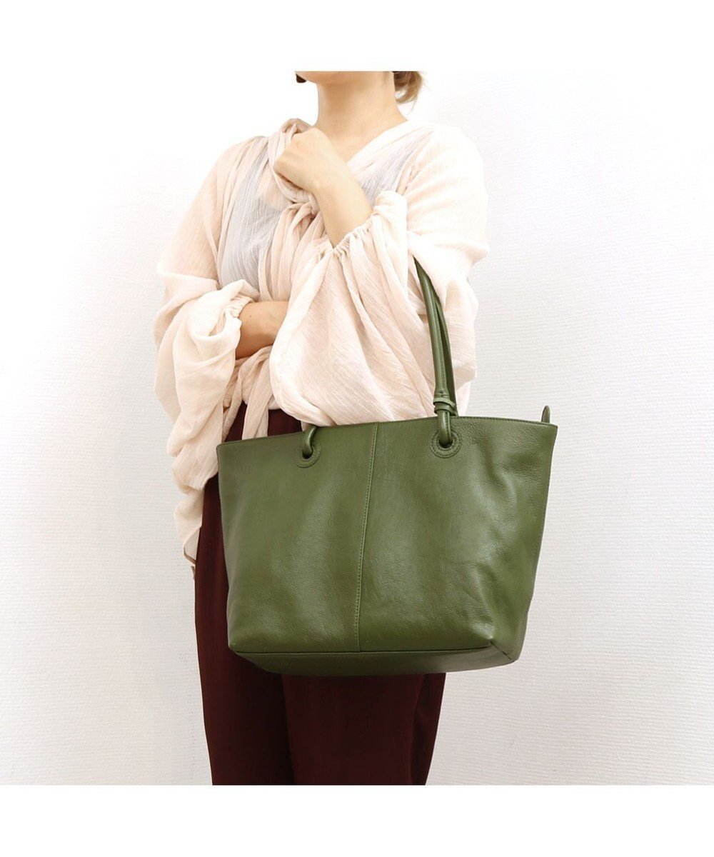 【アンビリオン/UNBILLION】のアトランタ ATLANTA / 牛革ハトメあおりトートL インテリア・キッズ・メンズ・レディースファッション・服の通販 founy(ファニー) 　ファッション　Fashion　レディースファッション　Fashion for Women　バッグ　Bags　おすすめ　Recommended / Our Picks　ポケット　Pocket, Pocket Detail　ビジネス 仕事 通勤　Business / Work / Commuting　グリーン|ID: prp329100004753014 ipo3291000000034377855