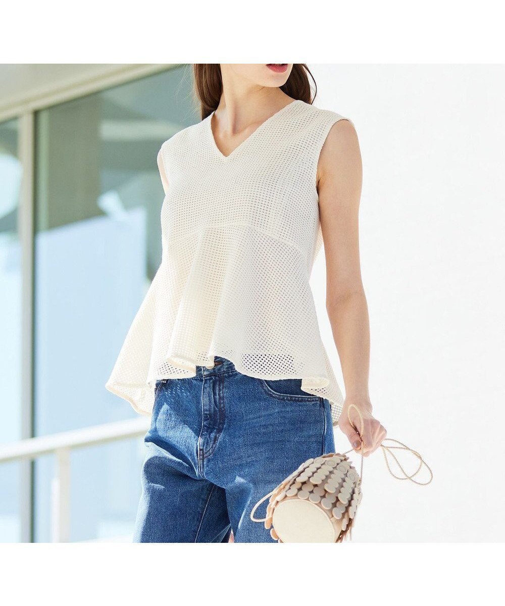 【ベイジ,/BEIGE,】の【InRed5月号掲載】PINE / ペプラムブラウス 人気、トレンドファッション・服の通販 founy(ファニー)  雑誌掲載アイテム Magazine Picks & Fashion Features ファッション雑誌 Fashion Magazines インレッド InRed ファッション Fashion レディースファッション Fashion for Women トップス・カットソー Cut & Sew Tops シャツ・ブラウス・オフィスカジュアル Elegant Blouses & Button-Ups 2023年 2023 2023春夏・S/S Spring/Summer 2023 SS23 5月号 May Issue おすすめ Recommended / Our Picks スクエア Square, Square Shape ノースリーブ Sleeveless, No-Sleeve パターン Pattern, Design Print フェミニン Feminine, Girly ペプラム Peplum, Flared Hem マニッシュ Mannish, Boyish レース Lace, Lace Fabric ワイド Wide, Wide Fit エレガント 上品 Elegant 夏 Summer 春 Spring S/S・春夏 SS, Spring/Summer, Warm Season 雑誌 Magazine, Fashion Magazine  other-1|ID: prp329100004754089 ipo3291000000034387709