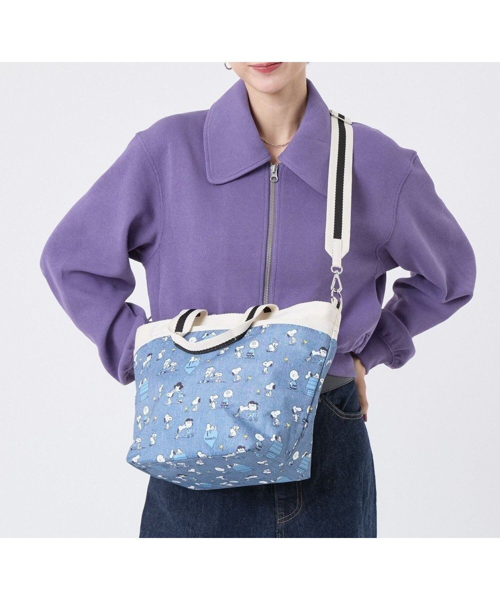 【レスポートサック/LeSportsac】のBUCKET TOTE/ピーナッツハッピーパルズ 人気、トレンドファッション・服の通販 founy(ファニー) 　ファッション　Fashion　レディースファッション　Fashion for Women　バッグ　Bags　コレクション　Collection, Seasonal Line　デニム　Denim, Jeans Material　ポケット　Pocket, Pocket Detail　財布　Wallet, Purse　 other-1|ID: prp329100004754167 ipo3291000000034388229