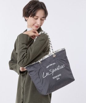 【レスポートサック/LeSportsac】のML 2 WAY TOTE /2ウェイサンダー/アイボリードッツ 人気、トレンドファッション・服の通販 founy(ファニー) ファッション Fashion レディースファッション Fashion for Women バッグ Bags 軽量 Lightweight, Ultra Light シンプル Simple, Minimal スクエア Square, Square Shape スマホ Smartphone, Mobile Device トラベル Travel, Travel Gear ドット Polka Dot, Dot Pattern 人気 Popular, Best Seller プリント Print, Printed Pattern ボックス Boxy, Box Shape ポケット Pocket, Pocket Detail 無地 Plain, Solid Color リバーシブル Reversible, Two-Sided おすすめ Recommended / Our Picks 旅行 Travel ビジネス 仕事 通勤 Business / Work / Commuting |ID:prp329100004754176