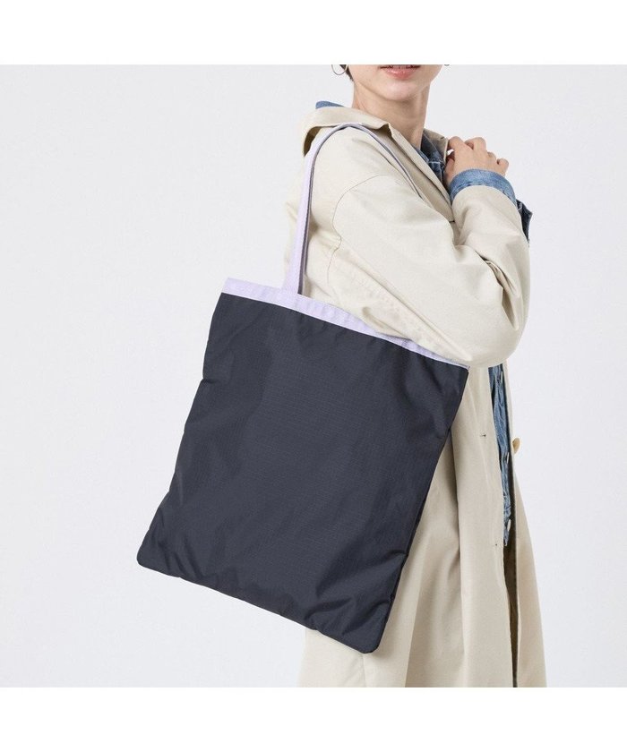 【レスポートサック/LeSportsac】のLARGE EMERALD TOTE/ディープシー/ソフトラベンダー インテリア・キッズ・メンズ・レディースファッション・服の通販 founy(ファニー) https://founy.com/ ファッション Fashion レディースファッション Fashion for Women バッグ Bags 軽量 Lightweight, Ultra Light シンプル Simple, Minimal スリム Slim, Slim Fit 雑誌 Magazine, Fashion Magazine プリント Print, Printed Pattern ポケット Pocket, Pocket Detail 無地 Plain, Solid Color ラベンダー Lavender おすすめ Recommended / Our Picks ビジネス 仕事 通勤 Business / Work / Commuting |ID: prp329100004754188 ipo3291000000034388376
