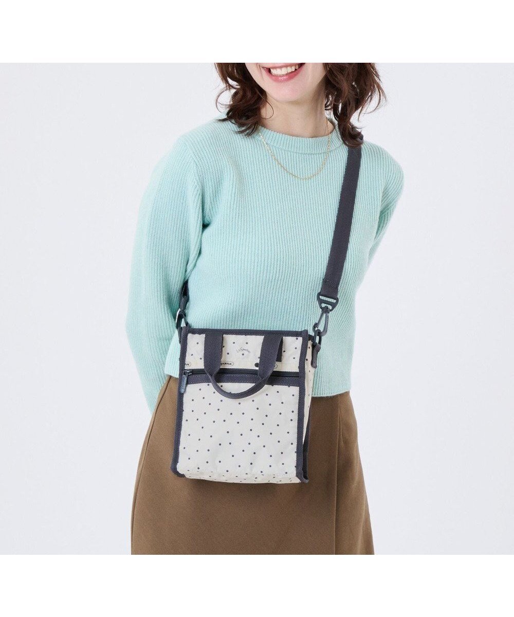 【レスポートサック/LeSportsac】のMINI N/S TOTE/プレイフルドッツ インテリア・キッズ・メンズ・レディースファッション・服の通販 founy(ファニー) ファッション Fashion レディースファッション Fashion for Women バッグ Bags おすすめ Recommended / Our Picks アウトドア Outdoor Clothing スクエア Square, Square Shape スマート Smart, Elegant ドット Polka Dot, Dot Pattern プリント Print, Printed Pattern ポケット Pocket, Pocket Detail ポーチ Pouch, Small Case ランダム Random, Irregular 旅行 Travel 財布 Wallet, Purse プレイフルドッツ|ID: prp329100004754212 ipo3291000000034505421