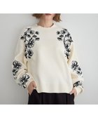 【イェッカ ヴェッカ/YECCA VECCA】のフラワー刺繍ニット 人気、トレンドファッション・服の通販 founy(ファニー) ファッション Fashion レディースファッション Fashion for Women トップス・カットソー Cut & Sew Tops ニット Knit Tops & Sweaters おすすめ Recommended / Our Picks ストレート Straight, Straight Cut セーター Sweater, Knitwear フラワー Flower, Floral ボトム Bottoms, Lower Wear ポケット Pocket, Pocket Detail 今季 This Season, Current Season A/W・秋冬 Autumn/Winter thumbnail Off White|ID: prp329100004755532 ipo3291000000034398420
