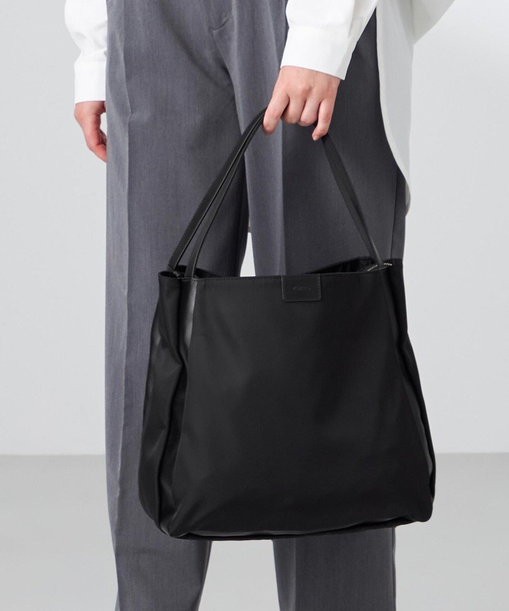 【イザック/Y'SACCS】のスクエアすっきりトート Mサイズ 人気、トレンドファッション・服の通販 founy(ファニー) 　ファッション　Fashion　レディースファッション　Fashion for Women　バッグ　Bags　シンプル　Simple, Minimal　スクエア　Square, Square Shape　スタイリッシュ　Stylish, Fashionable　スマート　Smart, Elegant　ポケット　Pocket, Pocket Detail　マグネット　Magnet, Magnetic Closure　人気　Popular, Best Seller　定番　Standard, Basic Item　 other-1|ID: prp329100004755589 ipo3291000000034398851