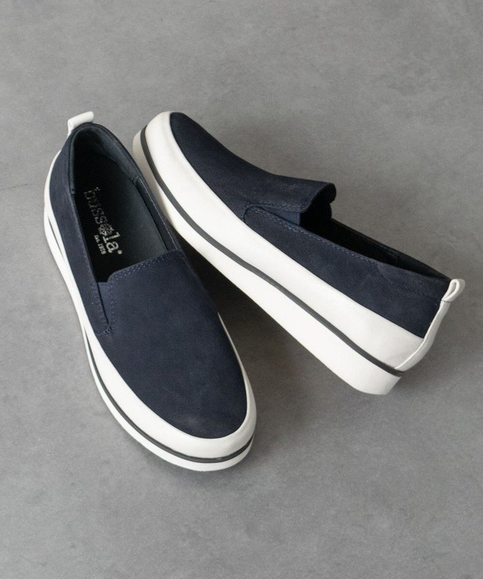 【インター ショシュール/INTER-CHAUSSURES】の【BUSSOLA】レザースリッポンスニーカー インテリア・キッズ・メンズ・レディースファッション・服の通販 founy(ファニー) https://founy.com/ ファッション Fashion レディースファッション Fashion for Women 抗菌 Antibacterial, Bacteria-Resistant シューズ Shoes, Footwear スニーカー Sneakers, Trainers バランス Balance, Style Balance ライニング Inner Lining, Inner Fabric, Lined ラバー Rubber, Rubber Sole おすすめ Recommended / Our Picks 旅行 Travel |ID: prp329100004757903 ipo3291000000034424326