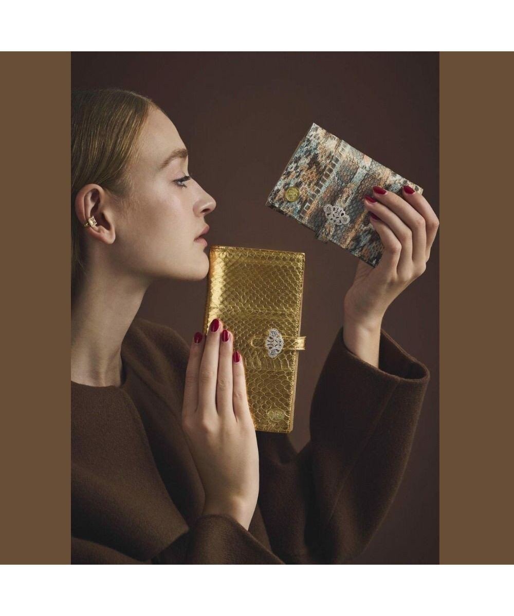 【アクセソワドゥマドモワゼルジャップ/A.D.M.J】の【スネークレザー】アールデコモチーフロングウォレット インテリア・キッズ・メンズ・レディースファッション・服の通販 founy(ファニー) ファッション Fashion レディースファッション Fashion for Women バッグ Bags アクセサリー Fashion Accessories アンティーク Antique-Inspired イタリア Italy ウォレット Wallet クリスタル Crystal, Swarovski ジュエリー Jewelry, Accessories スワロフスキー Swarovski, Crystal Accent トレンド Trend, Trending Now ポケット Pocket, Pocket Detail モチーフ Motif, Design Theme ギフト プレゼント Gift / Present ターコイズ|ID: prp329100004757973 ipo3291000000034424590