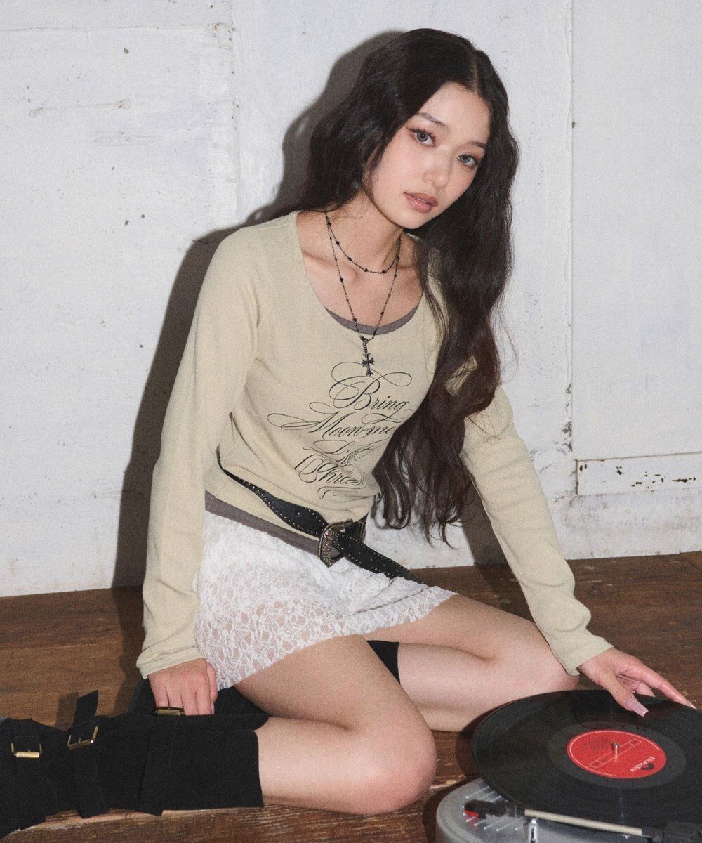 【ウィゴー/WEGO】のレイヤードグラフィックTOP インテリア・キッズ・メンズ・レディースファッション・服の通販 founy(ファニー) ファッション Fashion レディースファッション Fashion for Women トップス・カットソー Cut & Sew Tops シャツ・ブラウス・オフィスカジュアル Elegant Blouses & Button-Ups ロングTシャツ・Tシャツ Longline T-Shirts & Tees カットソー・ベーシックTシャツ Cut-and-Sewn Tops / Stretch Tees & Basics 春 Spring 秋 Autumn カットソー Cut and Sewn Top グラフィック Graphic, Graphic Design スマホ Smartphone, Mobile Device デニム Denim, Jeans Material トレンド Trend, Trending Now バタフライ Butterfly, Butterfly Motif フィット Fit, Slim Fit フレア Flare, Flared プリーツ Pleats, Pleated モチーフ Motif, Design Theme ロング Long, Long-Length ワイド Wide, Wide Fit 冬 Winter / This Winter A/W・秋冬 Autumn/Winter おすすめ Recommended / Our Picks 夏 Summer ベージュ|ID: prp329100004758078 ipo3291000000034425194