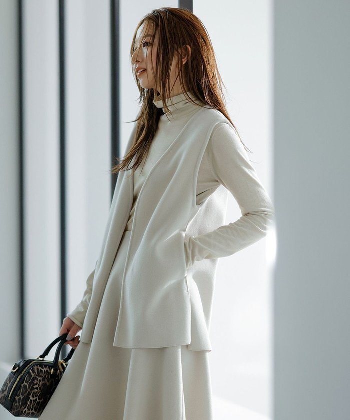 【アンフィーロ 自由区/UNFILO】の【セットアップ対応】ウールライク ジレ インテリア・キッズ・メンズ・レディースファッション・服の通販 founy(ファニー) https://founy.com/ ファッション Fashion レディースファッション Fashion for Women アウター Coat / Outerwear Collection トップス・カットソー Cut & Sew Tops ベスト&ジレ / 重ね着スタイル Vests & Gilets セットアップ Matching Sets レディーストップス・ブラウス Tops & Blouses / Assorted Women's Tops シンプル Simple, Minimal ストレッチ Stretch, Stretchy Fabric セットアップ Set-Up, Coordinated Outfit ベスト Vest, Waistcoat エレガント 上品 Elegant A/W・秋冬 Autumn/Winter |ID: prp329100004759908 ipo3291000000034442700