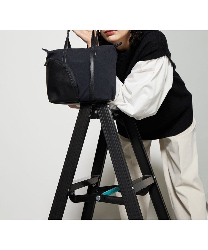 【イザック/Y'SACCS】のコットンライクナイロントート Sサイズ インテリア・キッズ・メンズ・レディースファッション・服の通販 founy(ファニー) https://founy.com/ ファッション Fashion レディースファッション Fashion for Women バッグ Bags シンプル Simple, Minimal スマート Smart, Elegant 財布 Wallet, Purse ハンカチ Handkerchief, Hanky ビンテージ Vintage, Retro Style ベーシック Basic, Essential ポケット Pocket, Pocket Detail ポーチ Pouch, Small Case おすすめ Recommended / Our Picks |ID: prp329100004761921 ipo3291000000034463635