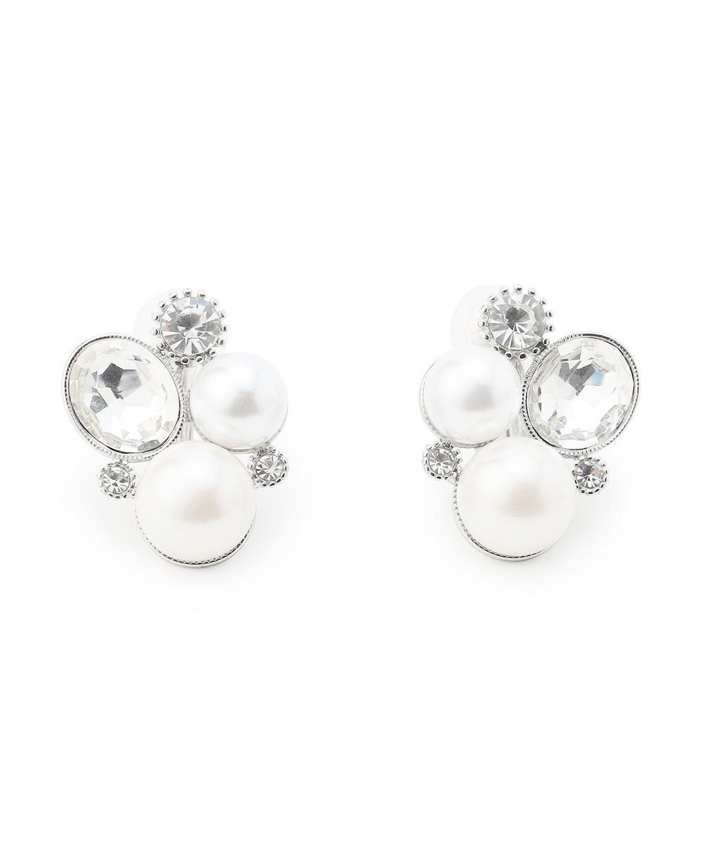 【23区/NIJYUSANKU】の【先行予約】パールMIXトライアングル イヤリング インテリア・キッズ・メンズ・レディースファッション・服の通販 founy(ファニー) 　ファッション　Fashion　レディースファッション　Fashion for Women　ジュエリー　Jewelry　ファッションリング　Fashion Rings　イヤリング・フープ・ドロップタイプ　Hoop, Drop & Clip Earrings　おすすめ　Recommended / Our Picks　アクセサリー　Fashion Accessories　イヤリング　Earrings　ガラス　Glass, Glassware　クリスタル　Crystal, Swarovski　シルバー　Silver, Metallic Silver　ストーン　Stone, Gem-Like　セレモニー　Ceremony　トライアングル　Triangle, Triangular Shape　パール　Pearl, Pearl Accent　モチーフ　Motif, Design Theme　エレガント 上品　Elegant　結婚式　Wedding　シルバー系|ID: prp329100004761938 ipo3291000000034463742