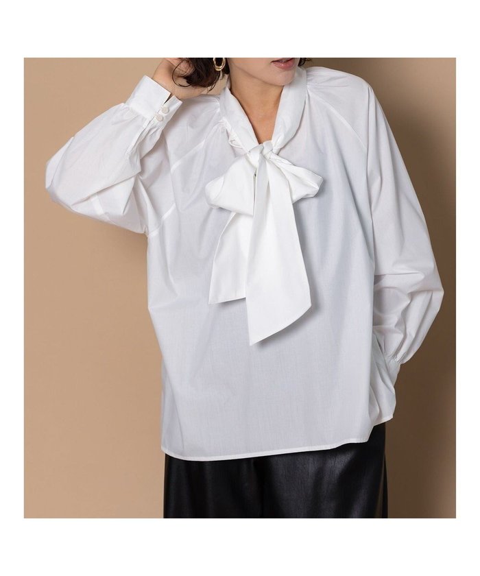 【テチチ/Te chichi】の【泉 里香さん着用・Oggi.jp10/23掲載】ビッグリボン2WAYブラウス インテリア・キッズ・メンズ・レディースファッション・服の通販 founy(ファニー) https://founy.com/ ファッションモデル・俳優・女優 Models 女性 Women 泉里香 Izumi Rika ファッション Fashion レディースファッション Fashion for Women トップス・カットソー Cut & Sew Tops シャツ・ブラウス・オフィスカジュアル Elegant Blouses & Button-Ups 新作・新入荷 New Arrivals / New In ギャザー Gathered, Ruffled クラシカル Classical, Vintage-Inspired ジャケット Jacket, Outerwear ストライプ Stripe, Striped Pattern デニム Denim, Jeans Material ビッグ Big, Oversized フェミニン Feminine, Girly リボン Ribbon, Bow エレガント 上品 Elegant 夏 Summer S/S・春夏 SS, Spring/Summer, Warm Season 無地 Plain, Solid Color A/W・秋冬 Autumn/Winter |ID: prp329100004761984 ipo3291000000034463878