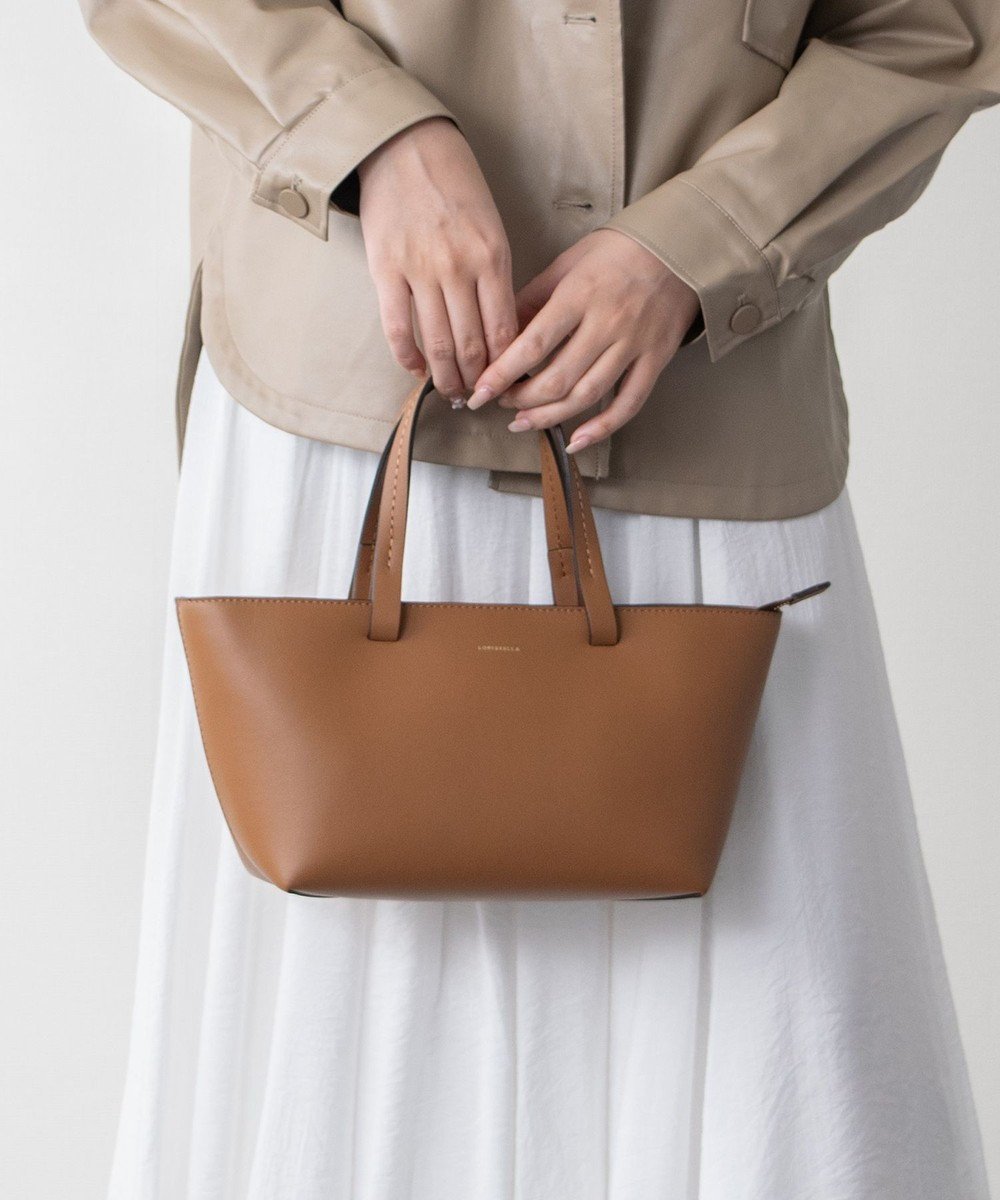 【インター ショシュール/INTER-CHAUSSURES】の【LORISTELLA】ベーシックレザーハンドバッグ インテリア・キッズ・メンズ・レディースファッション・服の通販 founy(ファニー) 　ファッション　Fashion　レディースファッション　Fashion for Women　バッグ　Bags　イタリア　Italy　スタイリッシュ　Stylish, Fashionable　トレンド　Trend, Trending Now　パターン　Pattern, Design Print　ファブリック　Fabric, Textile　フェミニン　Feminine, Girly　フォルム　Silhouette, Form　ベーシック　Basic, Essential　モダン　Modern, Contemporary　ラップ　Wrap, Wrap Design　人気　Popular, Best Seller　キャメル|ID: prp329100004762153 ipo3291000000035515036