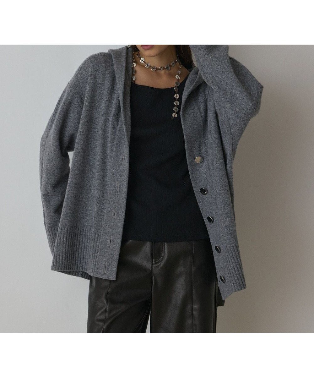 【グレース コンチネンタル/GRACE CONTINENTAL】のウールフードニットカーディガン インテリア・キッズ・メンズ・レディースファッション・服の通販 founy(ファニー) 　ファッション　Fashion　レディースファッション　Fashion for Women　トップス・カットソー　Cut & Sew Tops　ニット　Knit Tops & Sweaters　カーディガン・羽織り　Layered Style Cardigans　カーディガン　Cardigan, Knitwear　ストール　Stole, Wrap　プレート　Plate, Dish　ミドル　Middle Length, Mid Height　メタル　Metal, Metal Parts　エレガント 上品　Elegant　A/W・秋冬　Autumn/Winter　グレー|ID: prp329100004763077 ipo3291000000034474376