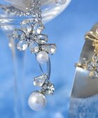 【トッカ/TOCCA】のBLESS OF DAISY 2WAY BROOCH NECKLACE ブローチネックレス 人気、トレンドファッション・服の通販 founy(ファニー) ファッション Fashion レディースファッション Fashion for Women ジュエリー Jewelry ネックレス Necklaces & Pendants 新作・新入荷 New Arrivals / New In 2026年 2026 アクセサリー Fashion Accessories カッティング Cutting Detail シンプル Simple, Minimal セレモニー Ceremony チェーン Chain, Chain Strap ドレス Dress, One-Piece ネックレス Necklace, Pendant Necklace パール Pearl, Pearl Accent ビジュー Bijou, Jewel-like Accent フェミニン Feminine, Girly フォルム Silhouette, Form ブローチ Brooch, Pin Brooch モダン Modern, Contemporary ワンポイント One Point, Statement Accent 夏 Summer S/S・春夏 SS, Spring/Summer, Warm Season thumbnail シルバー系|ID: prp329100004763093 ipo3291000000034474509