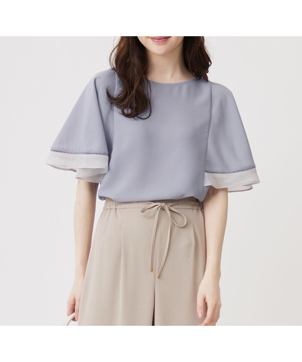 【エニィ スィス/any SiS】の【洗える】フレアスリーブ ブラウス インテリア・キッズ・メンズ・レディースファッション・服の通販 founy(ファニー) 　ファッション　Fashion　レディースファッション　Fashion for Women　トップス・カットソー　Cut & Sew Tops　シャツ・ブラウス・オフィスカジュアル　Elegant Blouses & Button-Ups　シフォン　Chiffon, Lightweight Fabric　ジョーゼット　Georgette, Semi-Sheer Fabric　スリーブ　Sleeve, Long Sleeve / Short Sleeve　デコルテ　Décolleté, Neckline　フレア　Flare, Flared　切替　Switching, Contrast Panel　夏　Summer　定番　Standard, Basic Item　春　Spring　S/S・春夏　SS, Spring/Summer, Warm Season　洗える　Machine Washable　ビジネス 仕事 通勤　Business / Work / Commuting　ライトブルー|ID: prp329100004763720 ipo3291000000034484639