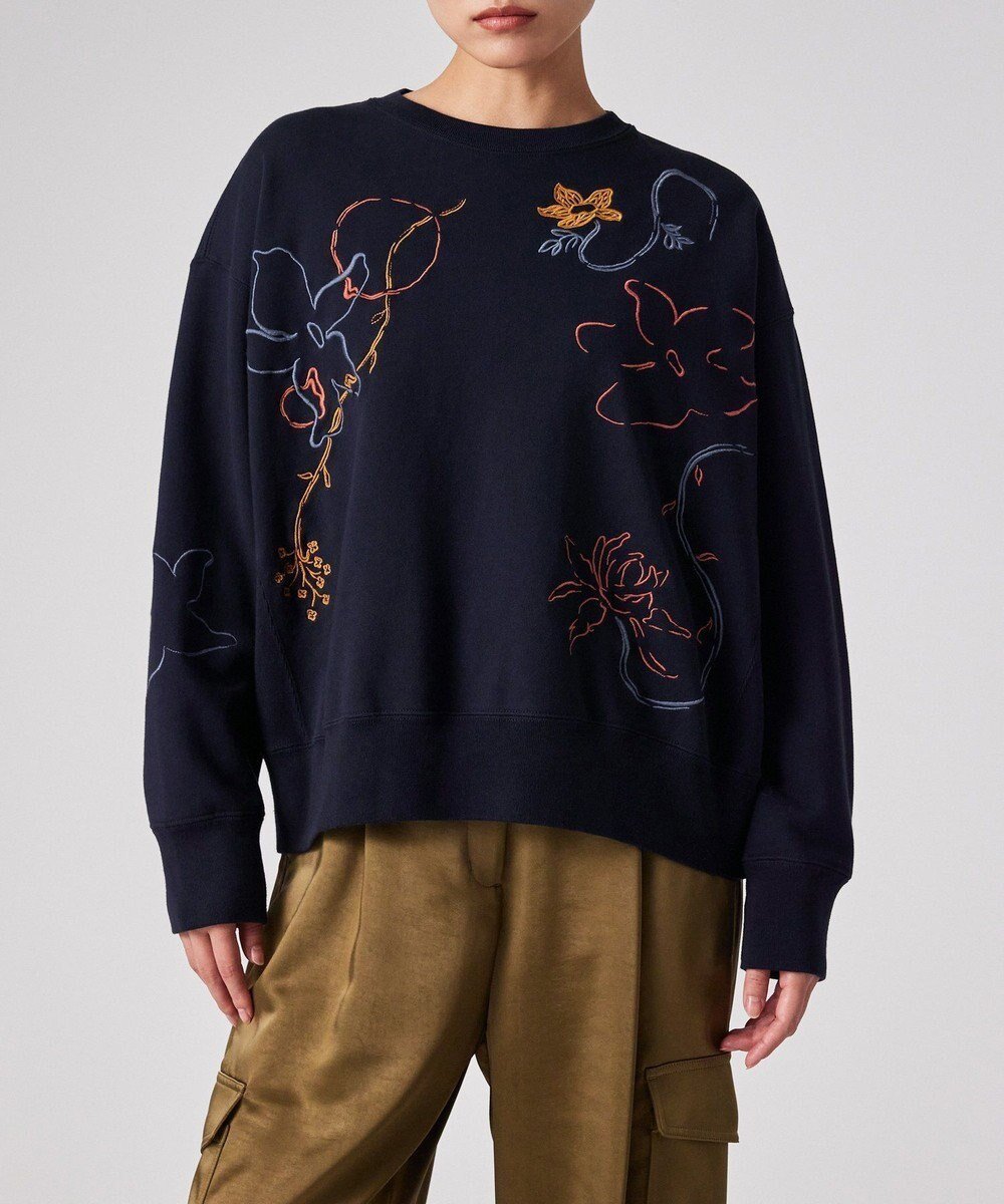 【ポール スミス/Paul Smith】のフラワー ステッチ スウェット インテリア・キッズ・メンズ・レディースファッション・服の通販 founy(ファニー) 　ファッション　Fashion　レディースファッション　Fashion for Women　トップス・カットソー　Cut & Sew Tops　レディースパーカー・カジュアルフーディー　Casual Hoodies & Sweatshirts　スウェット・クルーネックトップス　Sweatshirts & Crewnecks / Relaxed Fit Sweat Tops　カッティング　Cutting Detail　カラフル　Colorful Design　シンプル　Simple, Minimal　スウェット / スエット　Sweatshirt, Sweatwear　ハイネック　High Neck, Mock Neck　フラワー　Flower, Floral　モチーフ　Motif, Design Theme　エレガント 上品　Elegant　夏　Summer　S/S・春夏　SS, Spring/Summer, Warm Season　A/W・秋冬　Autumn/Winter　ネイビー|ID: prp329100004763736 ipo3291000000034617697