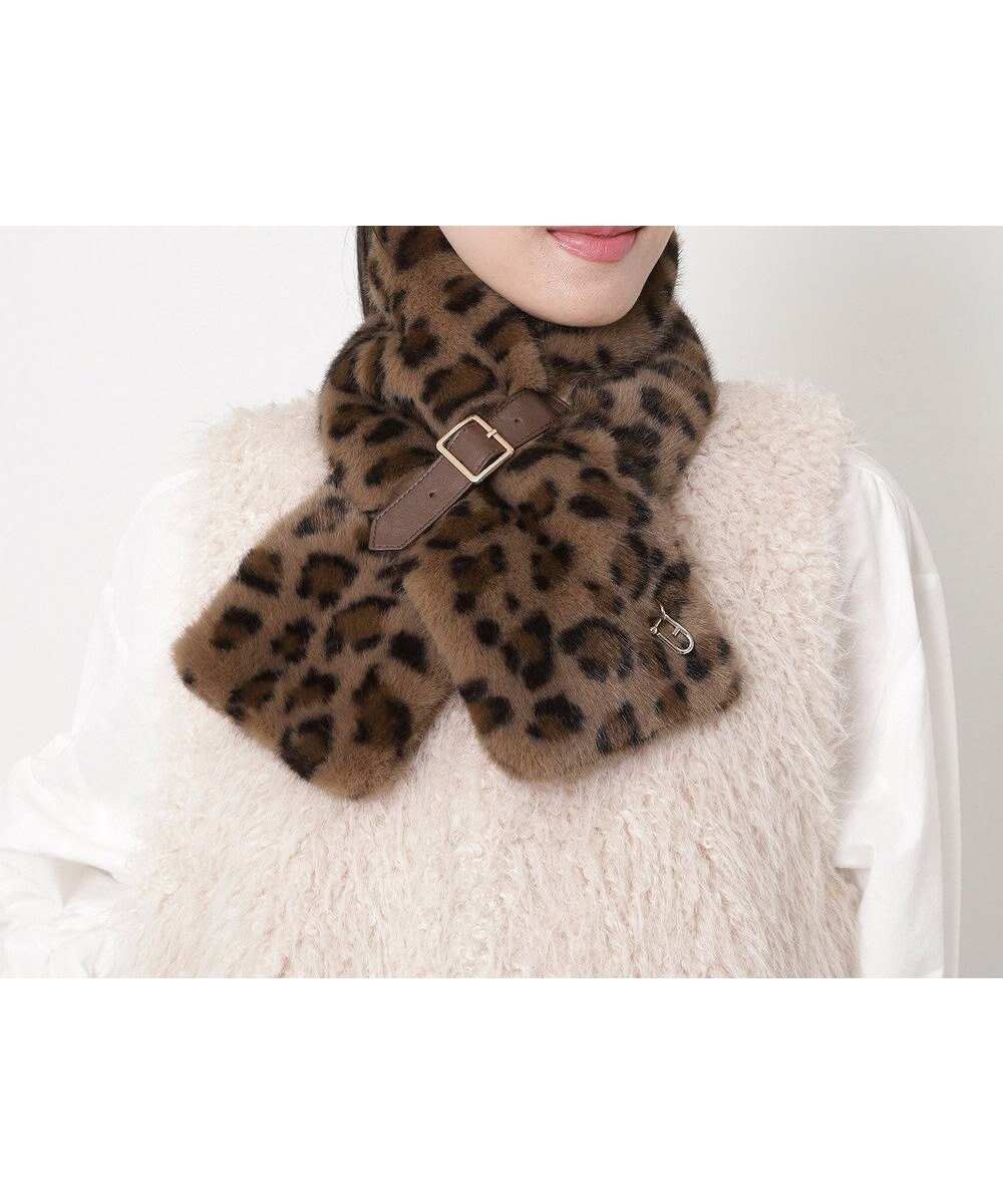 【ムーンバット/MOONBAT】のFURLA(フルラ)ベルト差し込みファーティペット アーチロゴ フェイクファー インテリア・キッズ・メンズ・レディースファッション・服の通販 founy(ファニー) ファッション Fashion レディースファッション Fashion for Women ベルト&ウエストマーク Belts & Waist Accessories マフラー・スヌード / 冬小物の定番 Scarves & Mufflers イタリア Italy エレガント 上品 Elegant コレクション Collection, Seasonal Line スヌード Snood, Infinity Scarf チャーム Charm, Pendant パターン Pattern, Design Print フェイクファー Faux Fur, Imitation Fur マフラー Scarf, Muffler モチーフ Motif, Design Theme リアル Real, Realistic A/W・秋冬 Autumn/Winter ダークブラウン|ID: prp329100004763794 ipo3291000000034485005