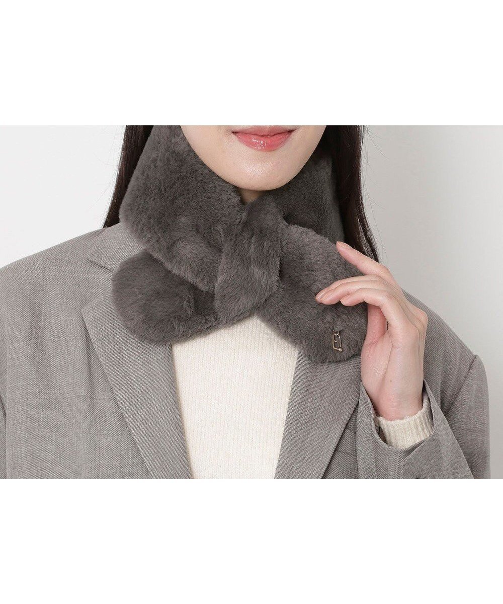【ムーンバット/MOONBAT】のFURLA(フルラ)プチリボンマフラー アーチロゴ フェイクファー インテリア・キッズ・メンズ・レディースファッション・服の通販 founy(ファニー) ファッション Fashion レディースファッション Fashion for Women マフラー・スヌード / 冬小物の定番 Scarves & Mufflers イタリア Italy エレガント 上品 Elegant コレクション Collection, Seasonal Line スヌード Snood, Infinity Scarf スマート Smart, Elegant パターン Pattern, Design Print フェイクファー Faux Fur, Imitation Fur マフラー Scarf, Muffler リアル Real, Realistic A/W・秋冬 Autumn/Winter チャコールグレー|ID: prp329100004763795 ipo3291000000034485012