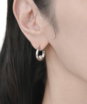 【シュスイ/susui】の【pearl doughnut】フープピアス (SVMAT)_両耳 人気、トレンドファッション・服の通販 founy(ファニー) ファッション Fashion レディースファッション Fashion for Women アクセサリー Fashion Accessories オケージョン Occasion Wear シルバー Silver, Metallic Silver シンプル Simple, Minimal ジュエリー Jewelry, Accessories パール Pearl, Pearl Accent フープ Hoop, Hoop Earrings エレガント 上品 Elegant |ID:prp329100004763841