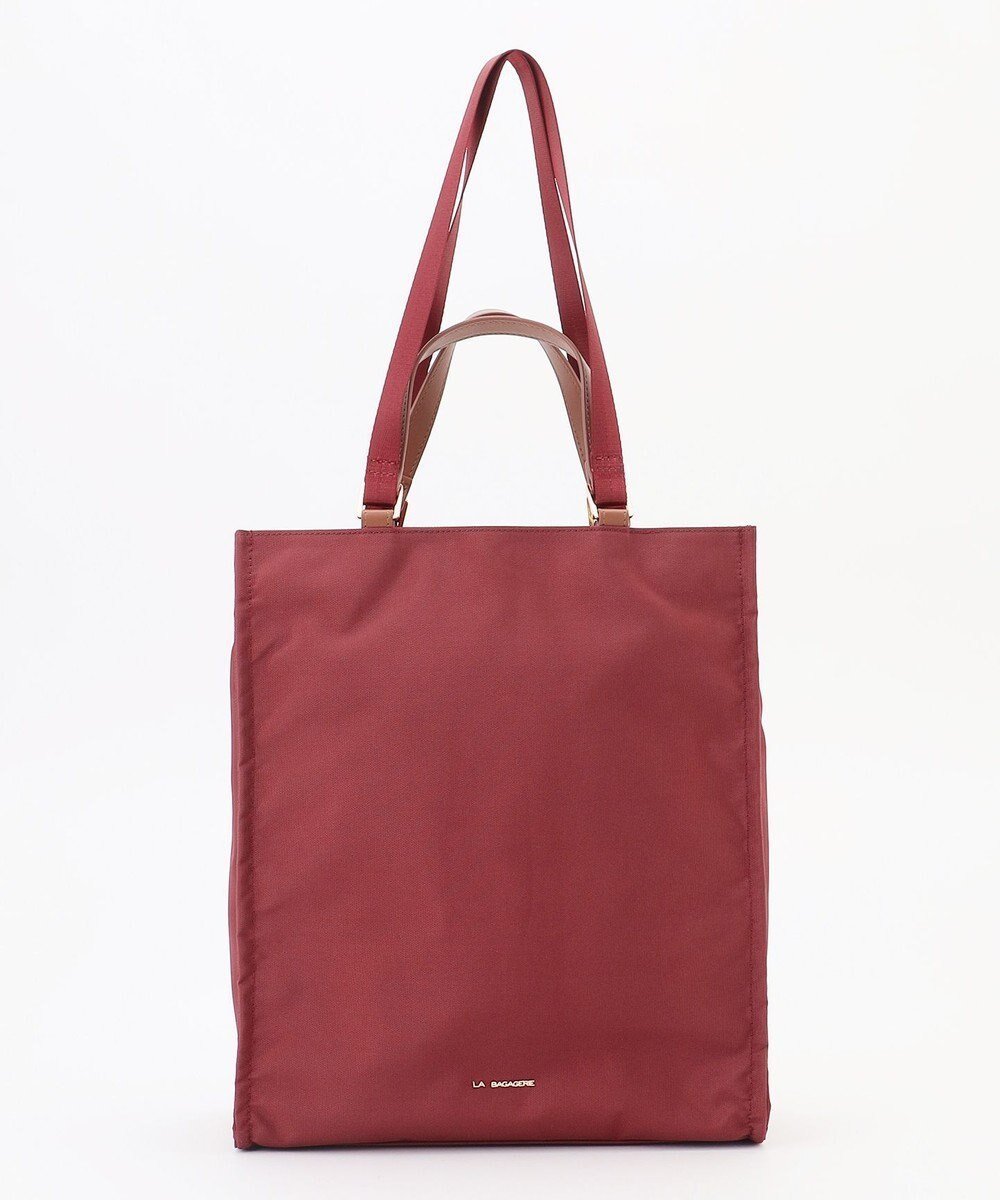 【ラ バガジェリー/LA BAGAGERIE】の縦長スクエアトート インテリア・キッズ・メンズ・レディースファッション・服の通販 founy(ファニー) 　ファッション　Fashion　レディースファッション　Fashion for Women　バッグ　Bags　おすすめ　Recommended / Our Picks　シンプル　Simple, Minimal　スマート　Smart, Elegant　ポケット　Pocket, Pocket Detail　旅行　Travel　ビジネス 仕事 通勤　Business / Work / Commuting　ワイン|ID: prp329100004763845 ipo3291000000034485221