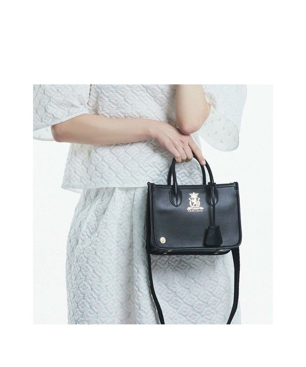 【アクセソワドゥマドモワゼルジャップ/A.D.M.J】の【牛革】ヴィッテリアルマヘリ巻きミニトート インテリア・キッズ・メンズ・レディースファッション・服の通販 founy(ファニー) ファッション Fashion レディースファッション Fashion for Women バッグ Bags イタリア Italy エレガント 上品 Elegant クラシカル Classical, Vintage-Inspired シンプル Simple, Minimal ポケット Pocket, Pocket Detail マグネット Magnet, Magnetic Closure モチーフ Motif, Design Theme 新作・新入荷 New Arrivals / New In NE|ID: prp329100004763850 ipo3291000000034485234