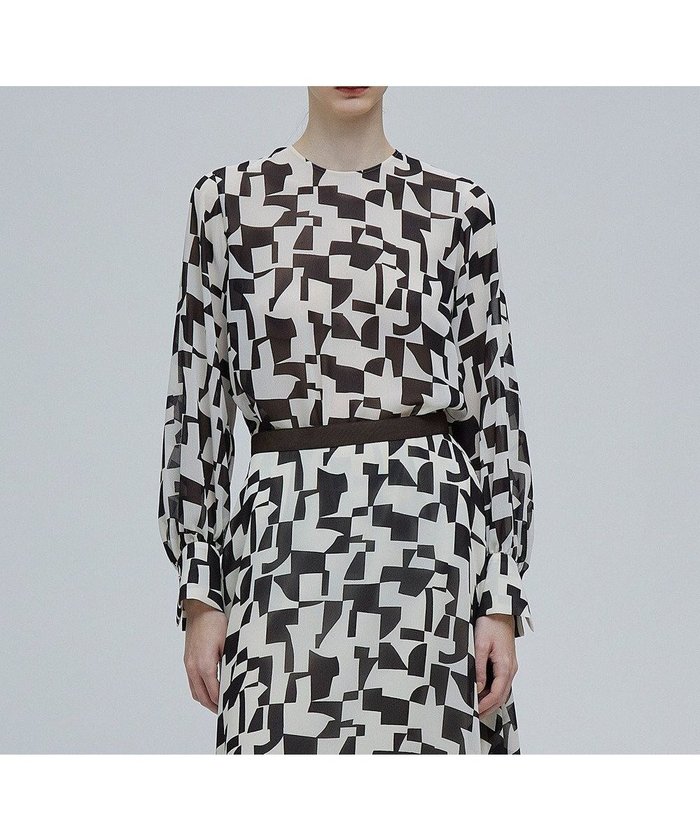 【ベイジ,/BEIGE,】のLUCIE / ノーカラーブラウス インテリア・キッズ・メンズ・レディースファッション・服の通販 founy(ファニー) https://founy.com/ ファッション Fashion レディースファッション Fashion for Women トップス・カットソー Cut & Sew Tops シャツ・ブラウス・オフィスカジュアル Elegant Blouses & Button-Ups エレガント 上品 Elegant オケージョン Occasion Wear カーディガン Cardigan, Knitwear シンプル Simple, Minimal ジャケット Jacket, Outerwear スタイリッシュ Stylish, Fashionable セットアップ Set-Up, Coordinated Outfit ドレス Dress, One-Piece パターン Pattern, Design Print ボトム Bottoms, Lower Wear モダン Modern, Contemporary モチーフ Motif, Design Theme ビジネス 仕事 通勤 Business / Work / Commuting 夏 Summer 春 Spring S/S・春夏 SS, Spring/Summer, Warm Season |ID: prp329100004764833 ipo3291000000034495761