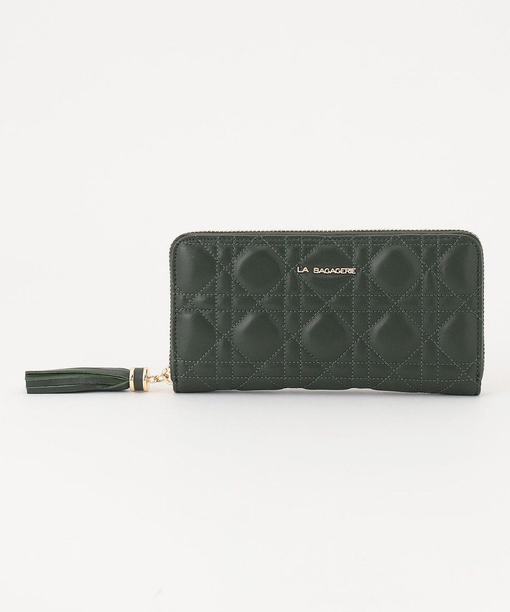 【ラ バガジェリー/LA BAGAGERIE】のシープキルティング ラウンドウォレット インテリア・キッズ・メンズ・レディースファッション・服の通販 founy(ファニー) ファッション Fashion レディースファッション Fashion for Women ミニ財布・二つ折り財布 Wallets & Card Cases キルティング Quilted, Quilting キルト Quilt, Quilted Fabric タッセル Tassel, Fringe ポケット Pocket, Pocket Detail ワンポイント One Point, Statement Accent エレガント 上品 Elegant 財布 Wallet, Purse ダークグリーン|ID: prp329100004764838 ipo3291000000034495804